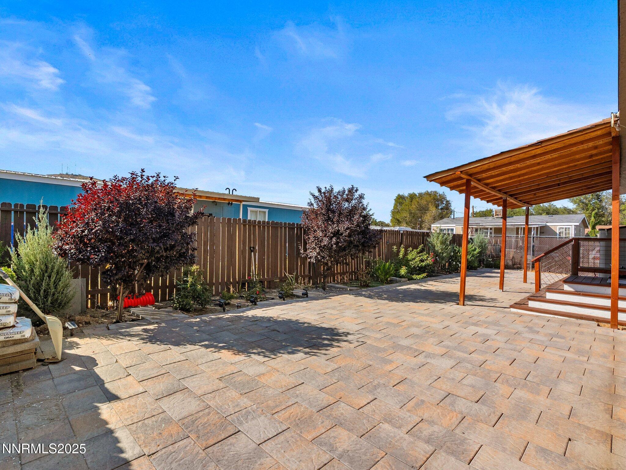 5216 Sun Valley Boulevard Property Photo 1