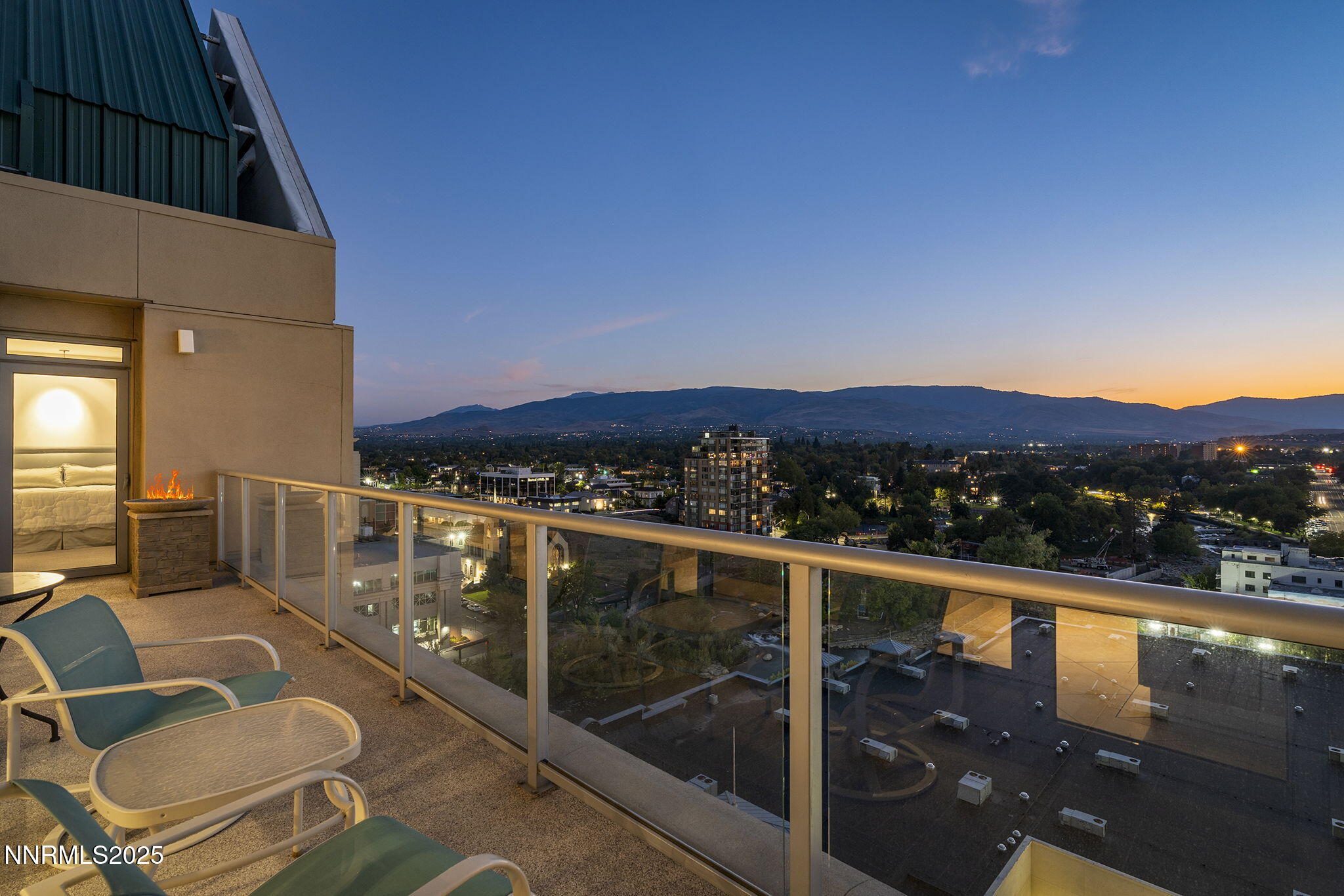 50 N Sierra Street Property Photo 8