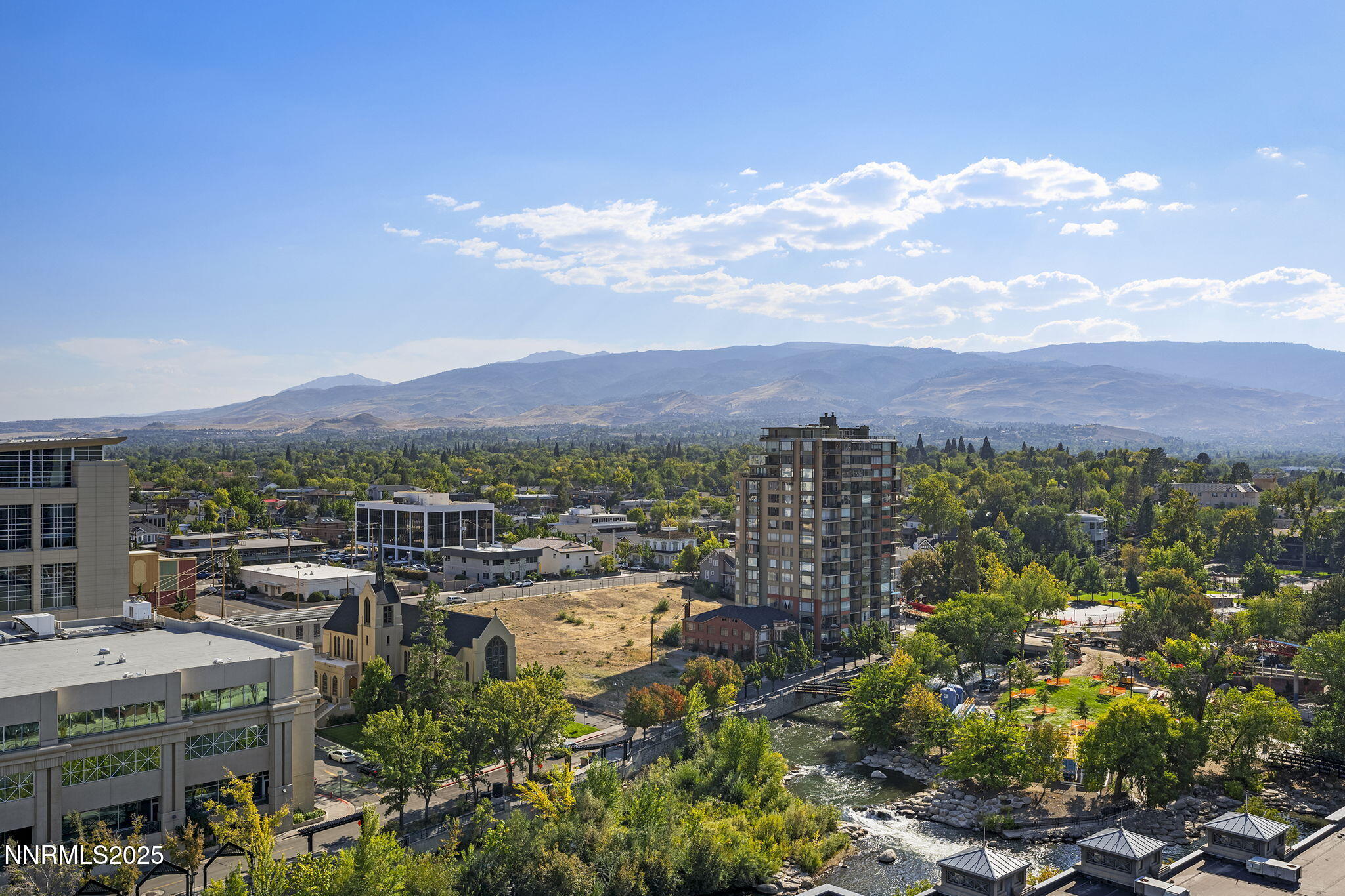 50 N Sierra Street Property Photo 11