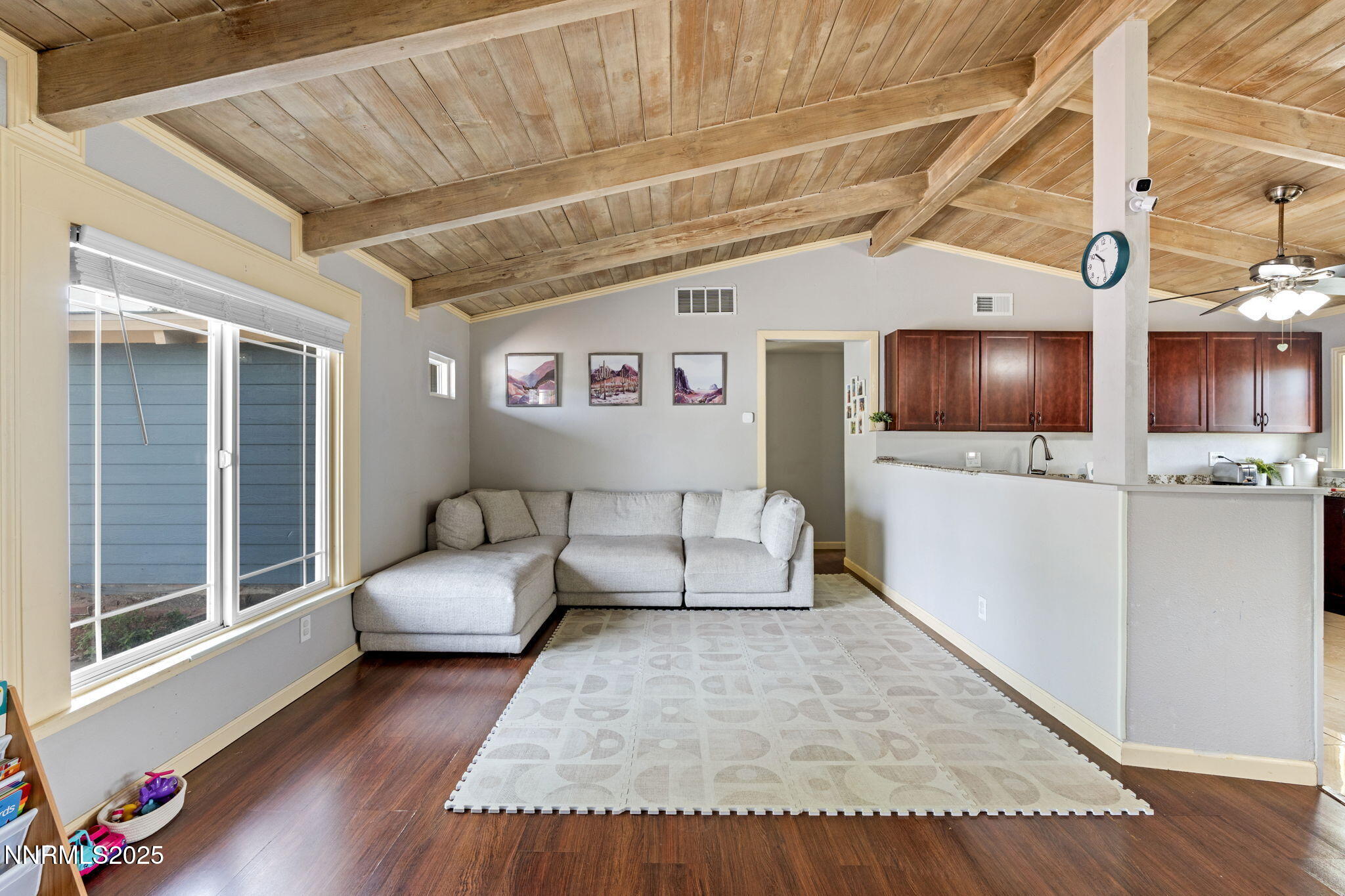 1121 Greenbrae Drive Property Photo 5