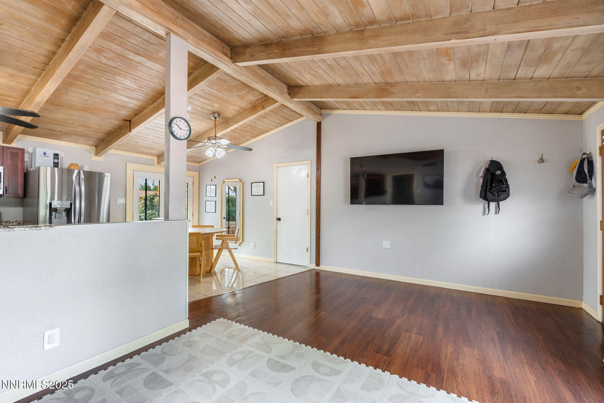 1121 Greenbrae Drive Property Photo 7