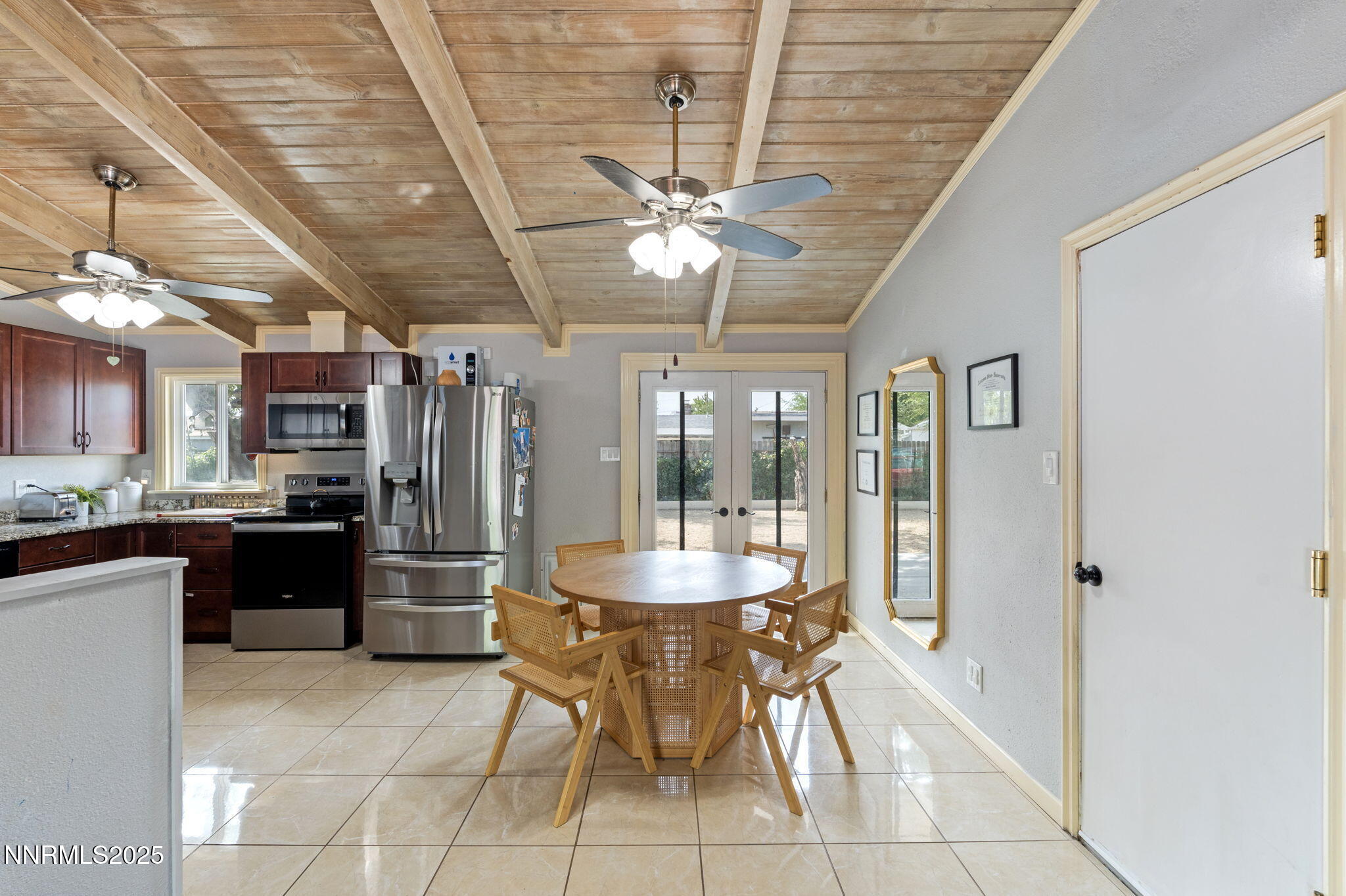 1121 Greenbrae Drive Property Photo 9