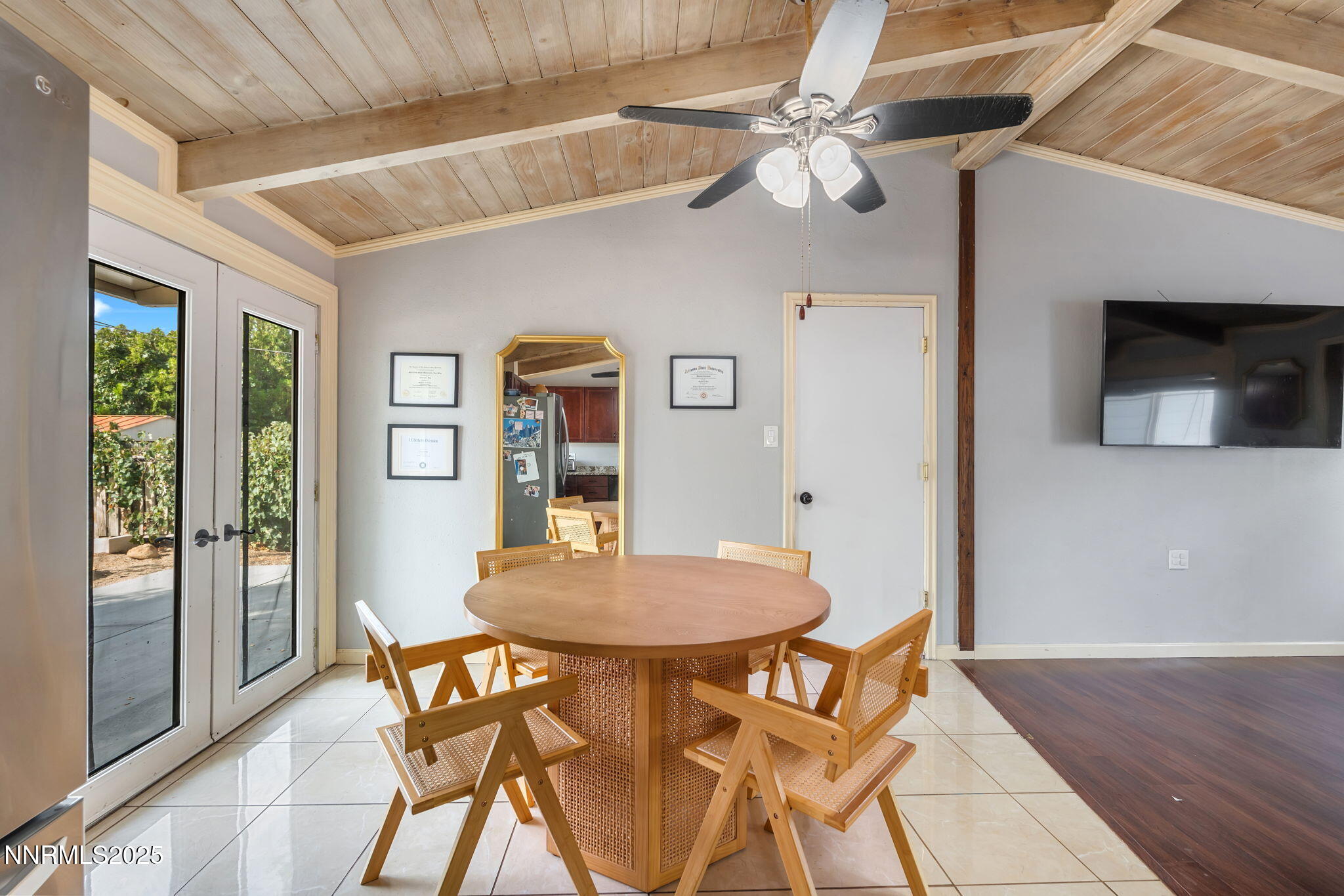 1121 Greenbrae Drive Property Photo 12