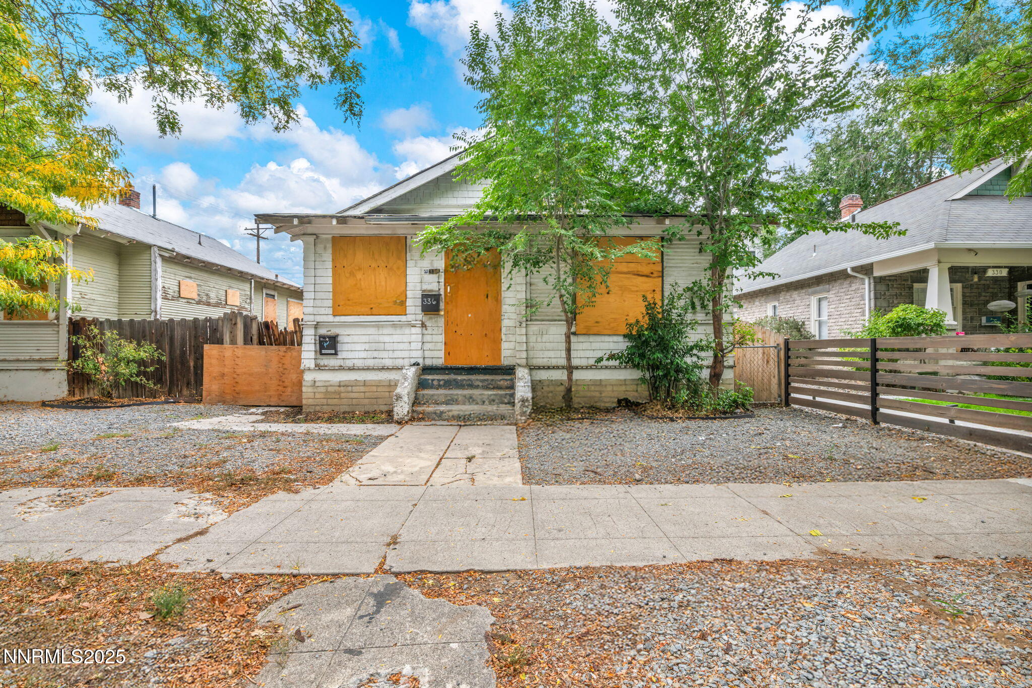 336 E 7th Street Property Photo 1