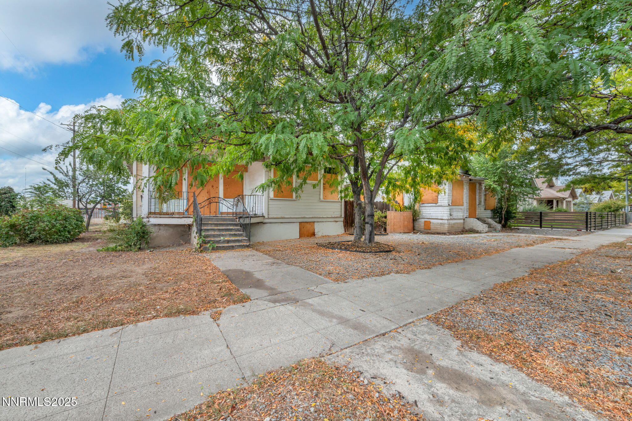 336 E 7th Street Property Photo 11
