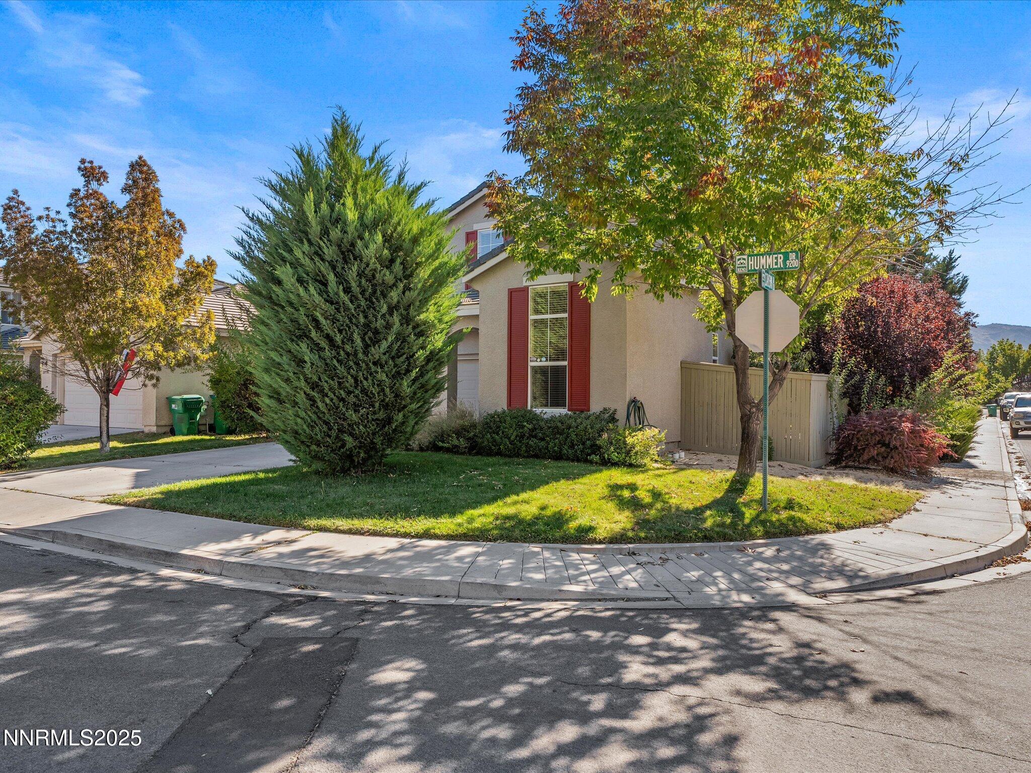 9290 Hummer Drive Property Photo 2