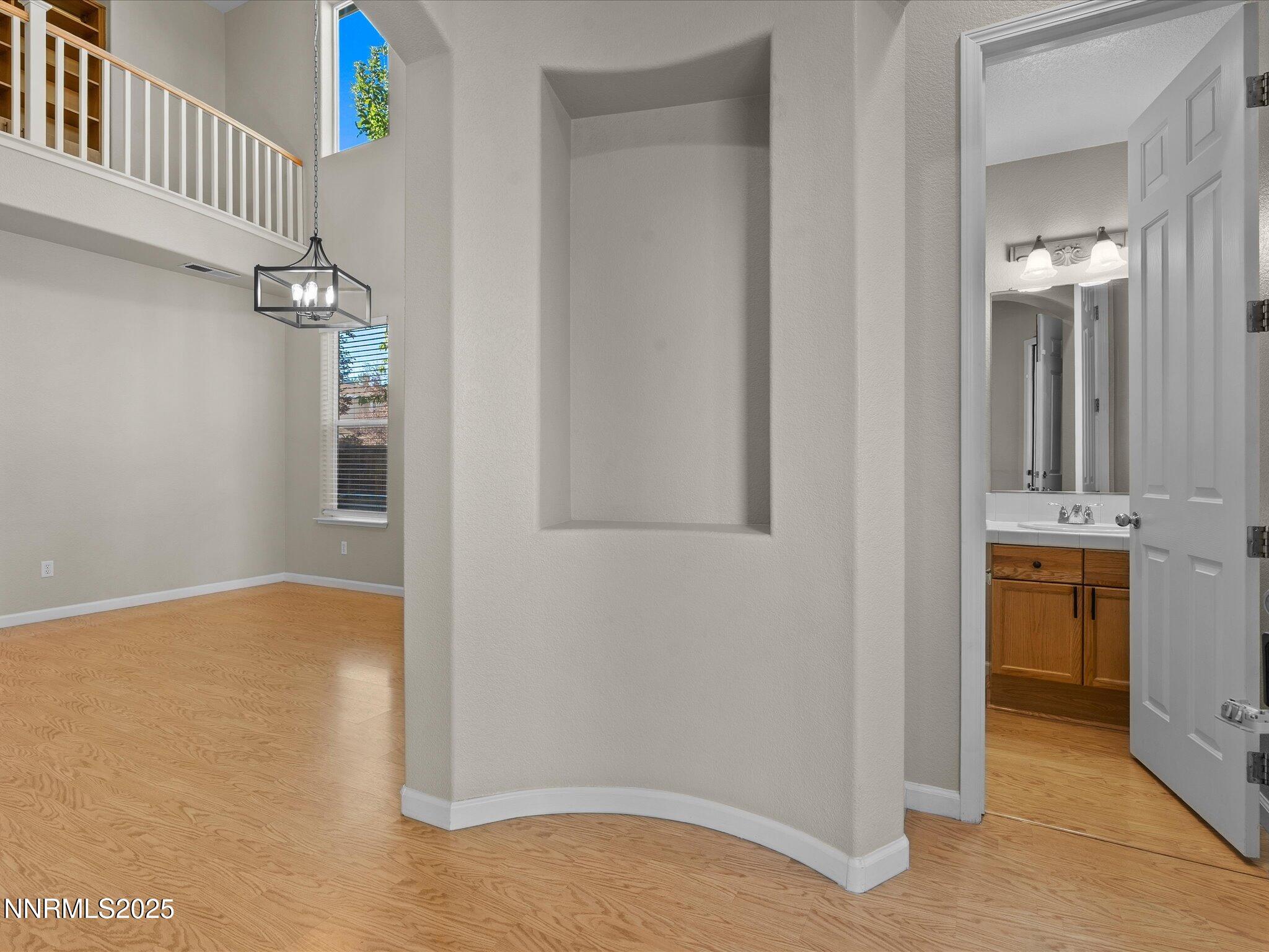 9290 Hummer Drive Property Photo 5