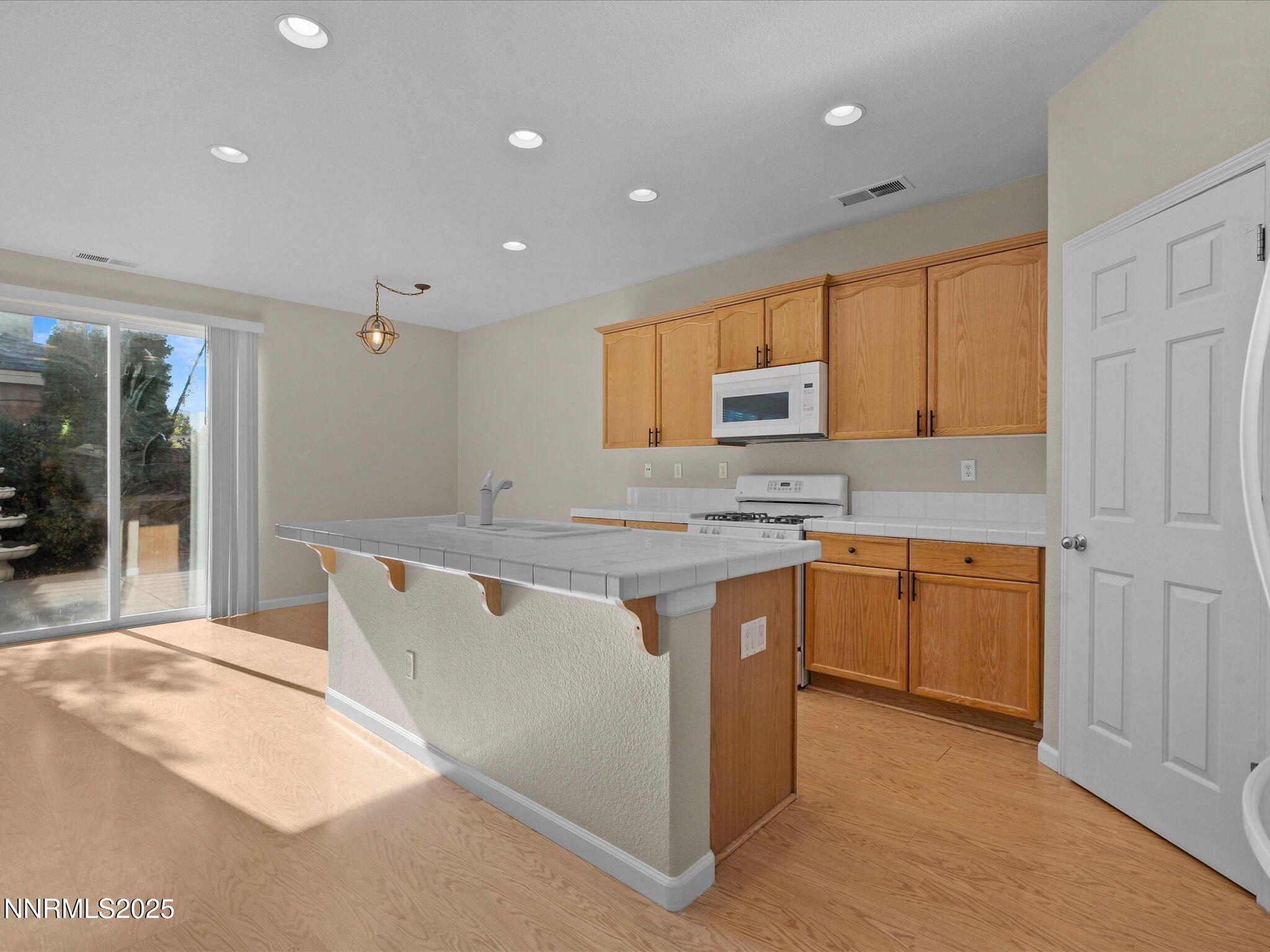 9290 Hummer Drive Property Photo 11