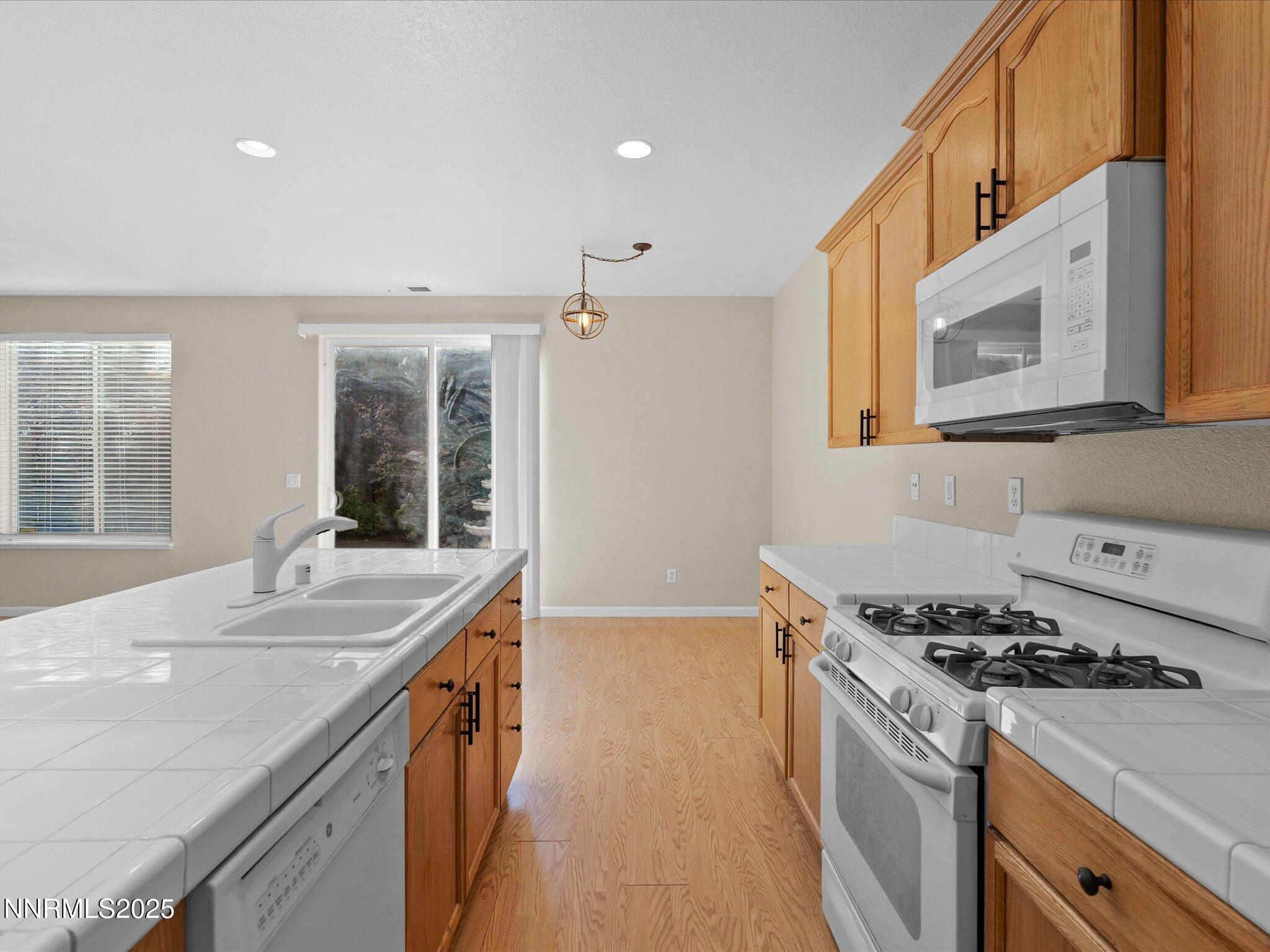 9290 Hummer Drive Property Photo 15