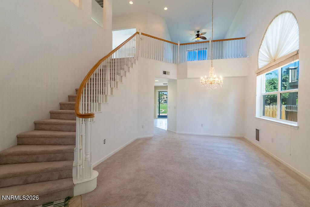 932 Lakeview Drive Property Photo 6