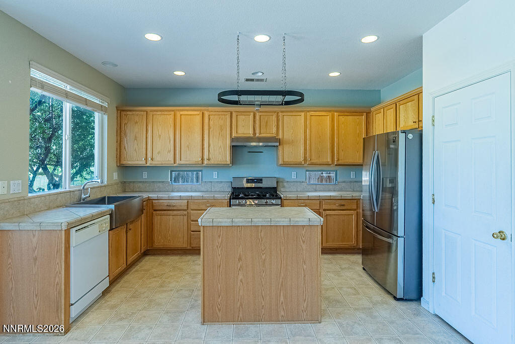 932 Lakeview Drive Property Photo 10