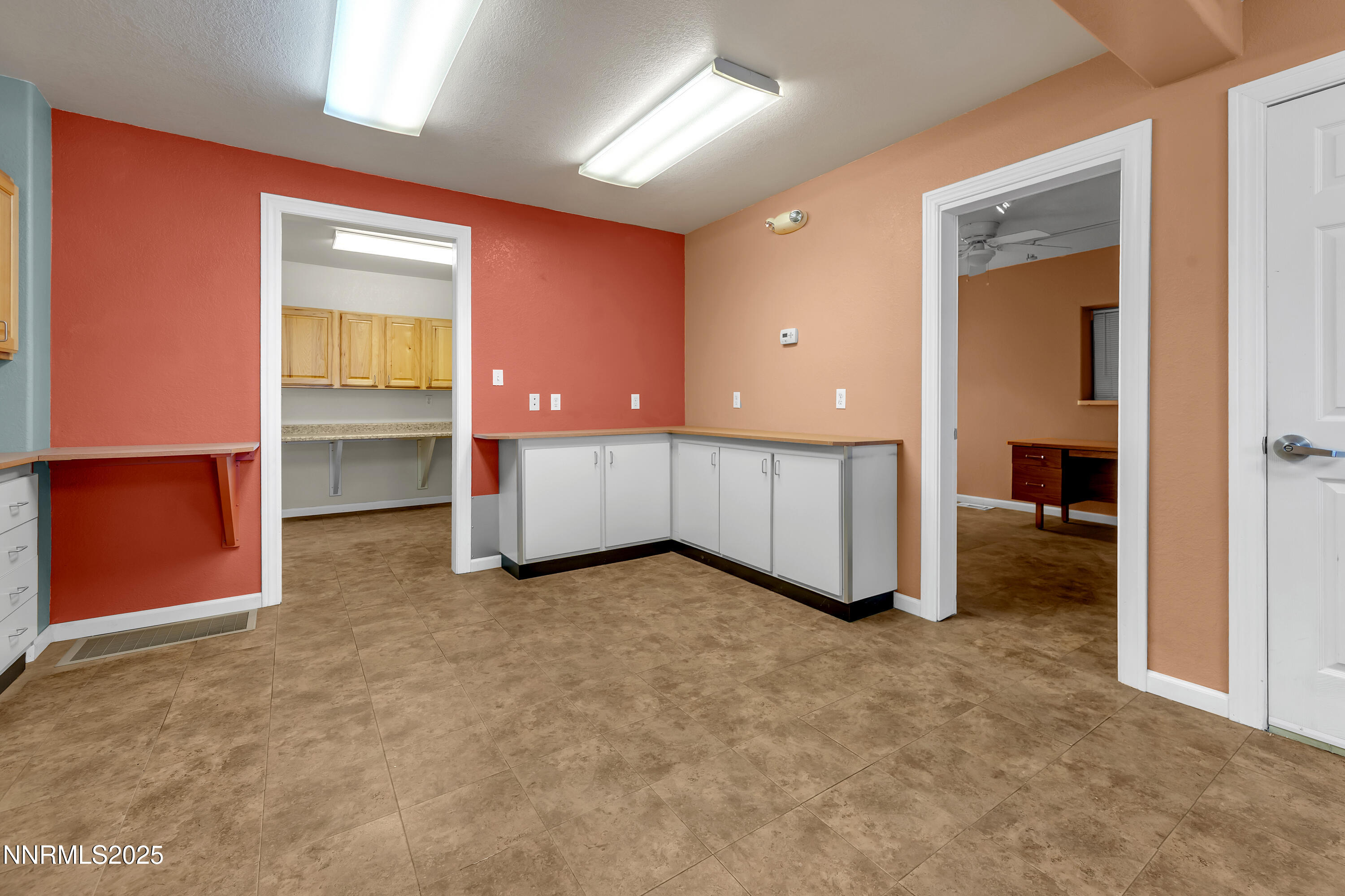 836 W 5th Street Property Photo 18