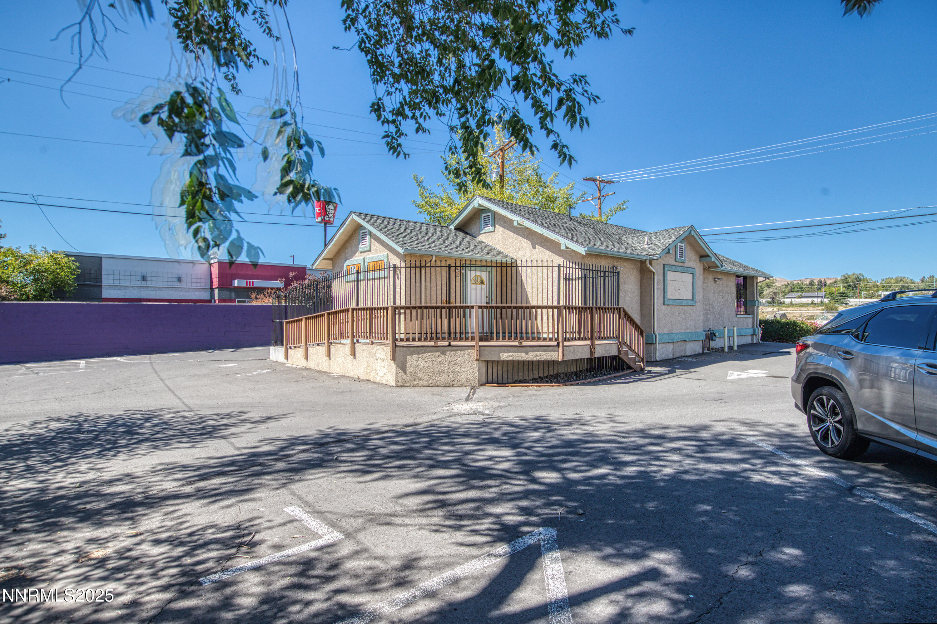 836 W 5th Street Property Photo 45