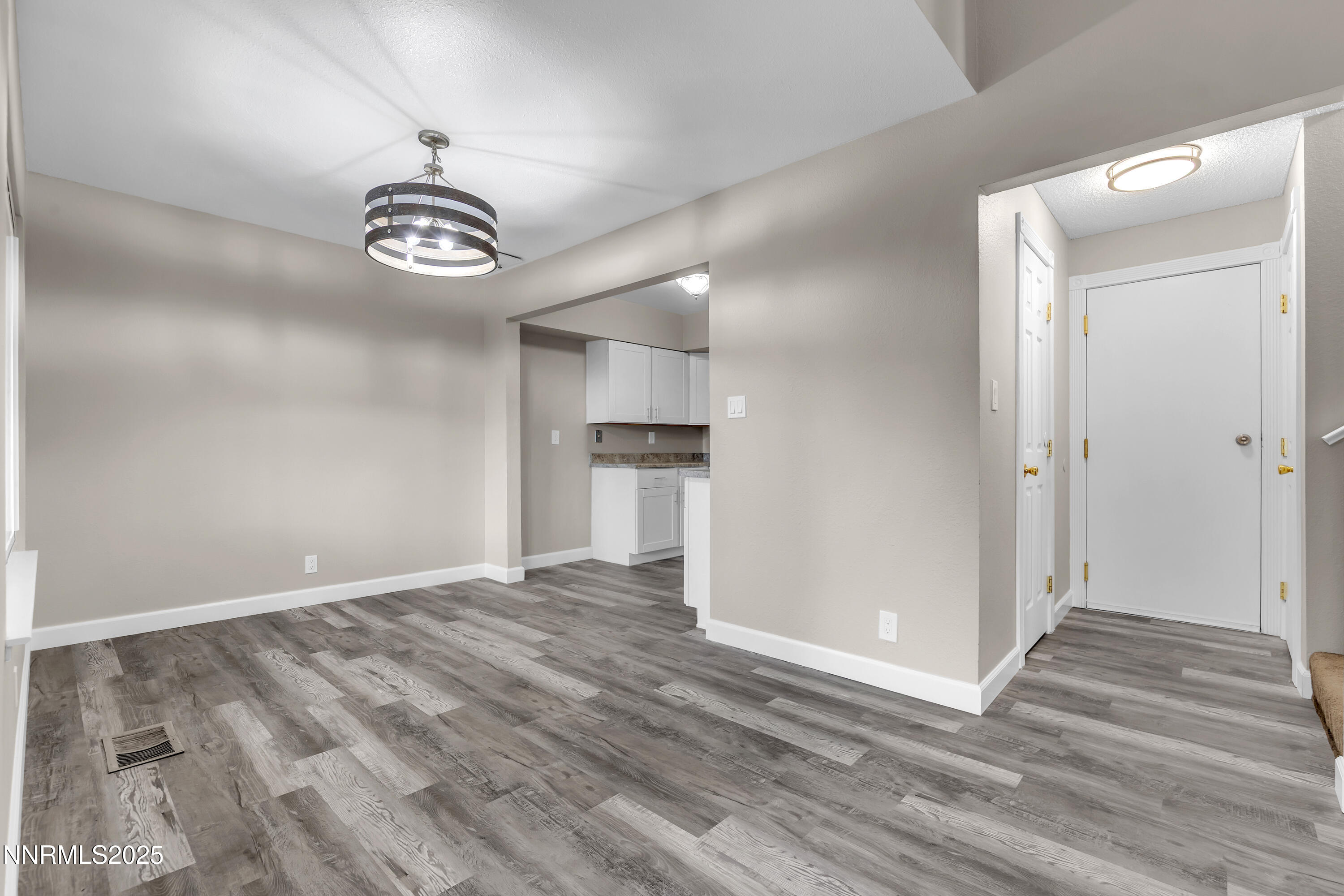 1841 Merchant Street Property Photo 5