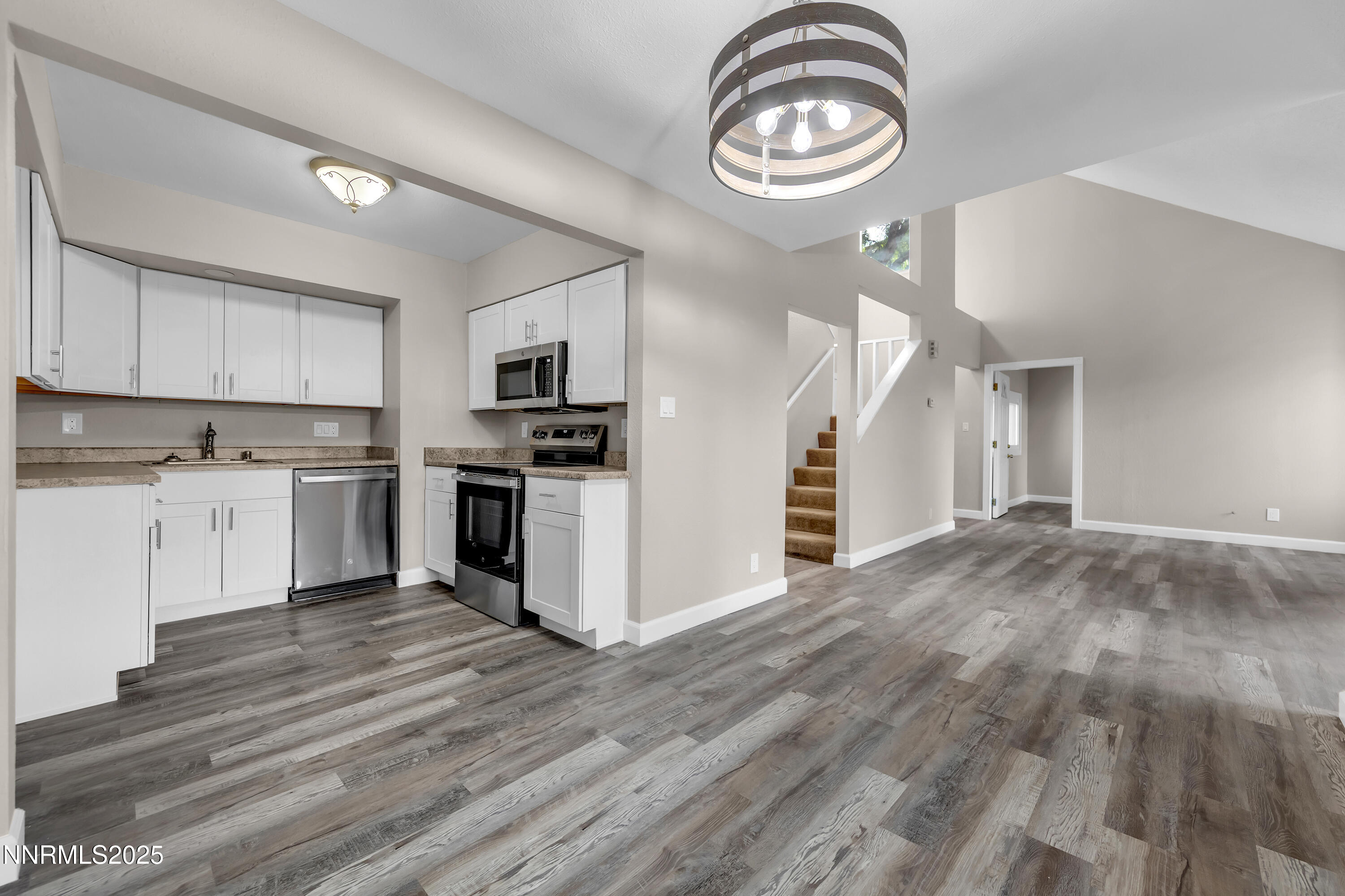 1841 Merchant Street Property Photo 8