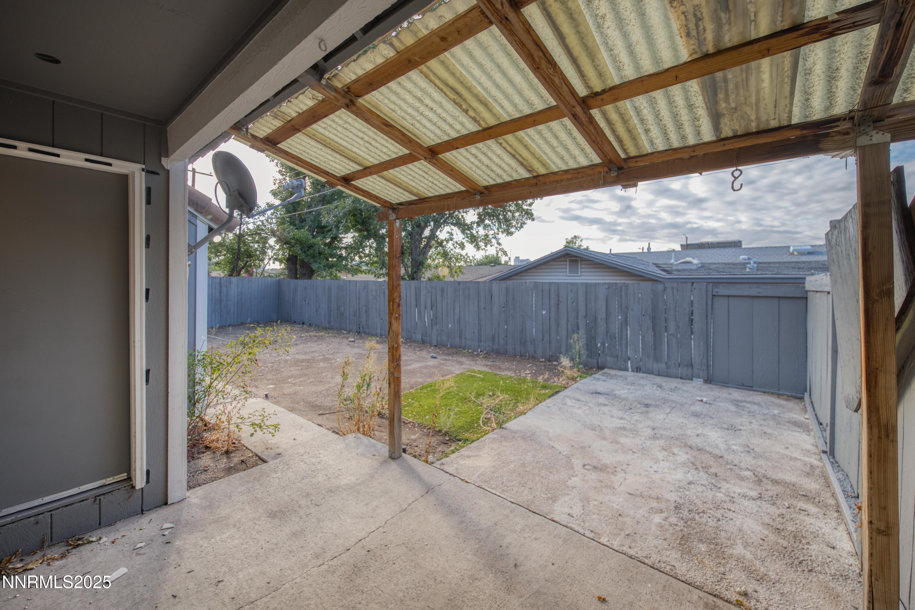 1841 Merchant Street Property Photo 24