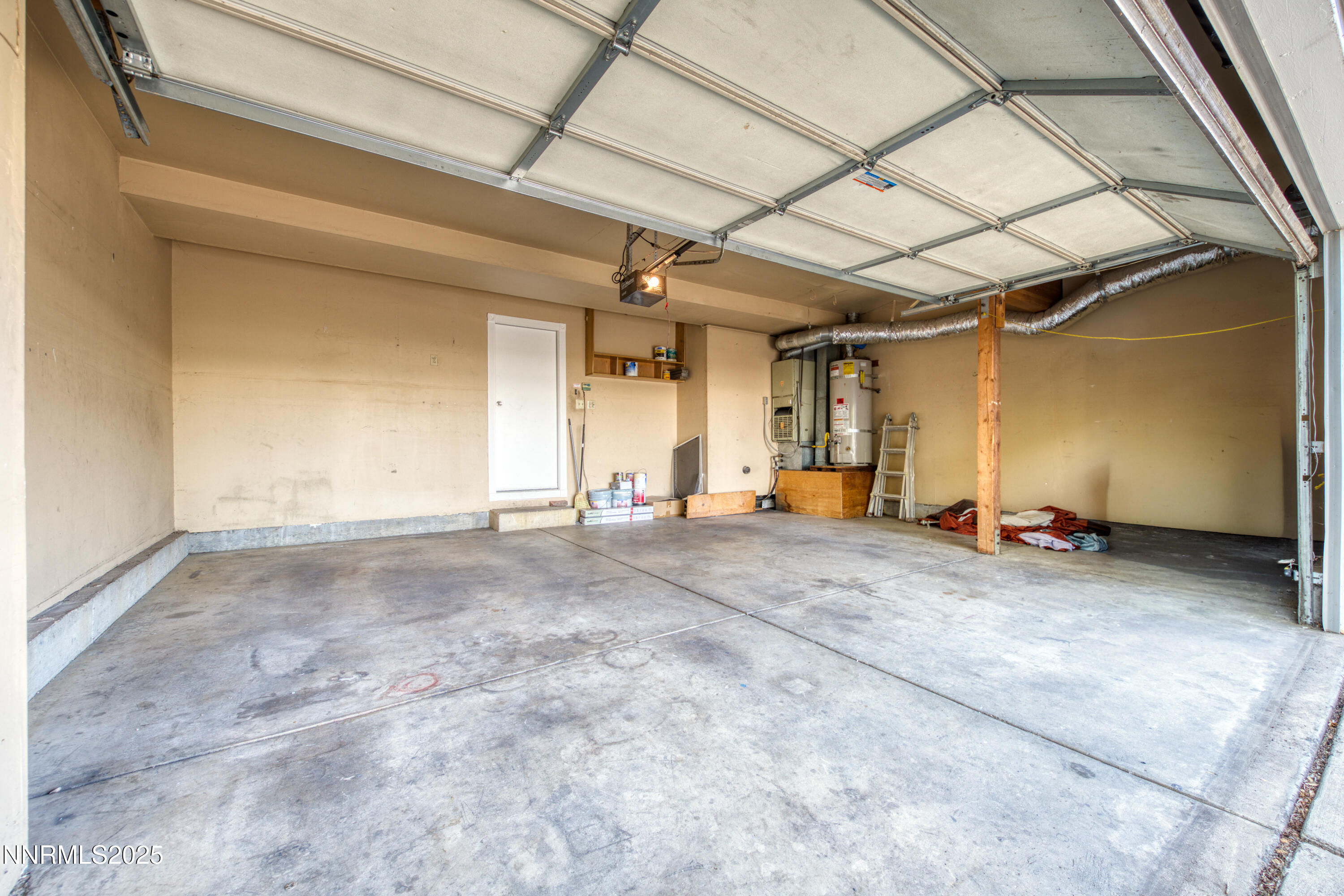 1841 Merchant Street Property Photo 25