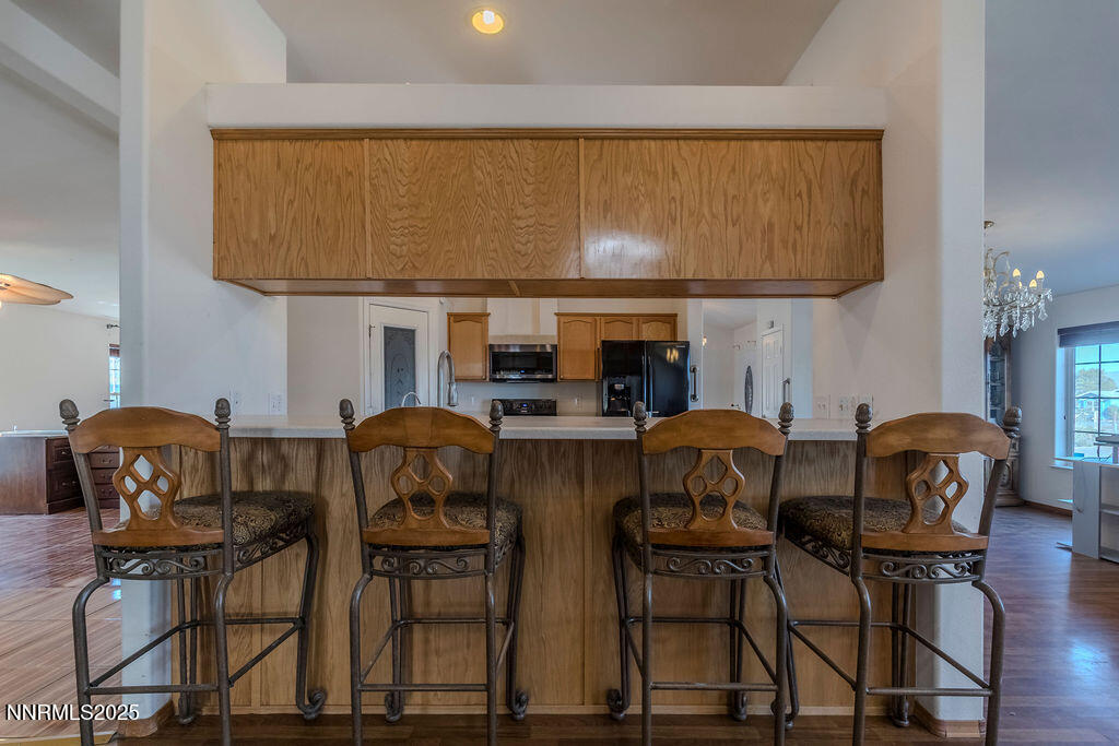 1535 Lincoln Circle Property Photo 9