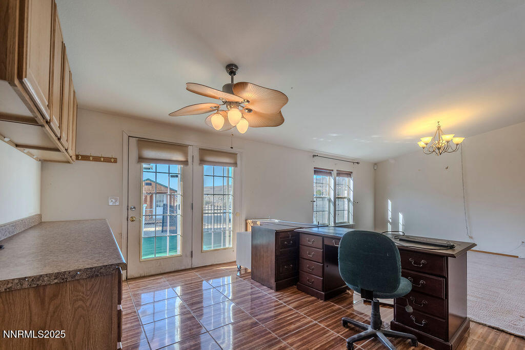 1535 Lincoln Circle Property Photo 10