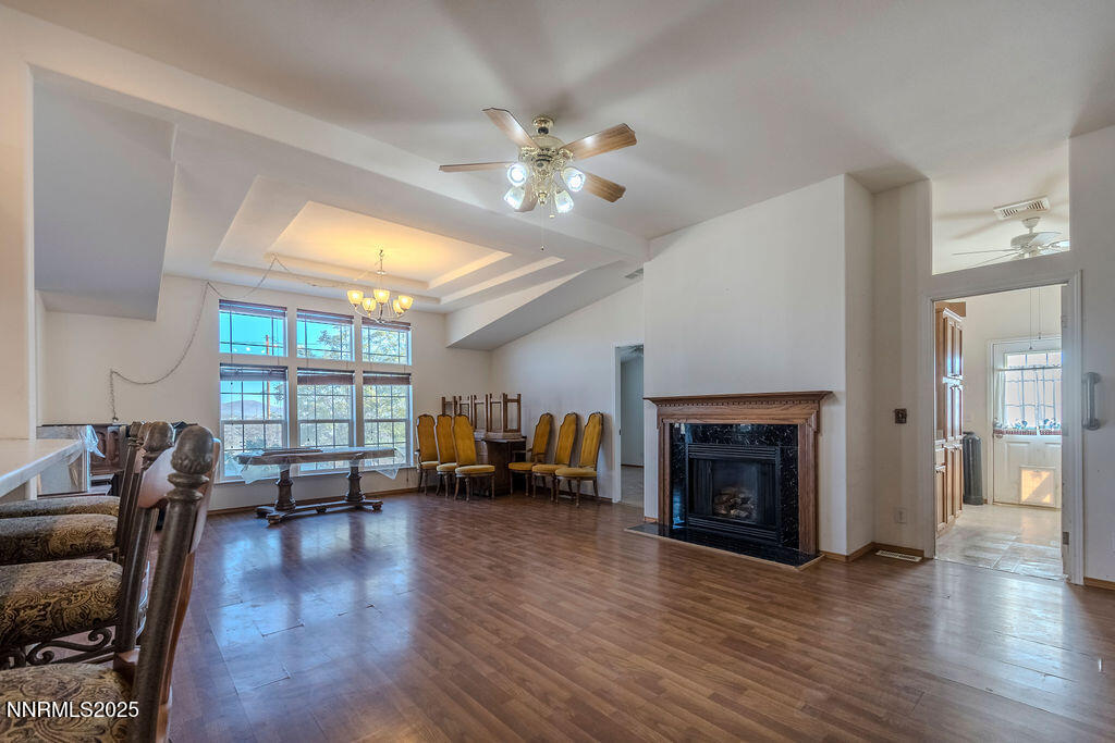 1535 Lincoln Circle Property Photo 11