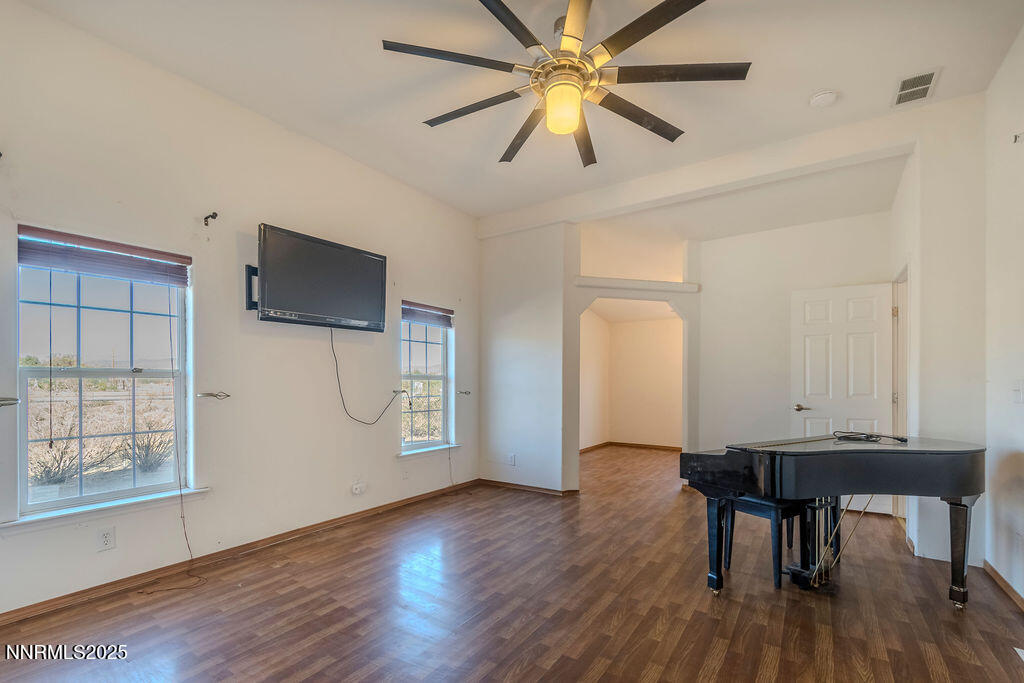 1535 Lincoln Circle Property Photo 25