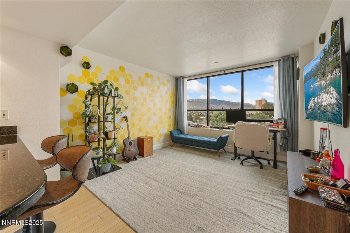 450 N Arlington Avenue Property Photo 9