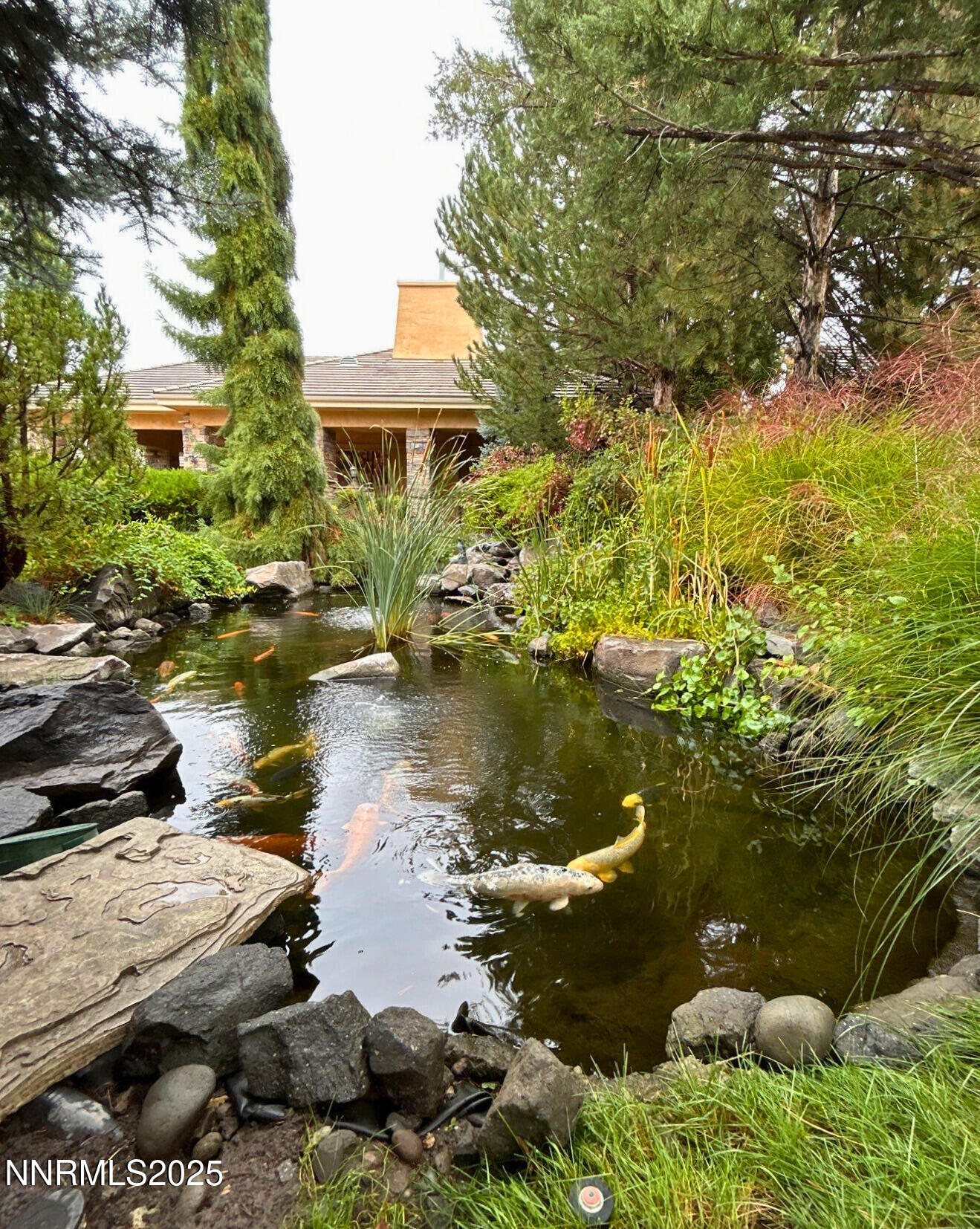 900 South Meadows Parkway Property Photo 1