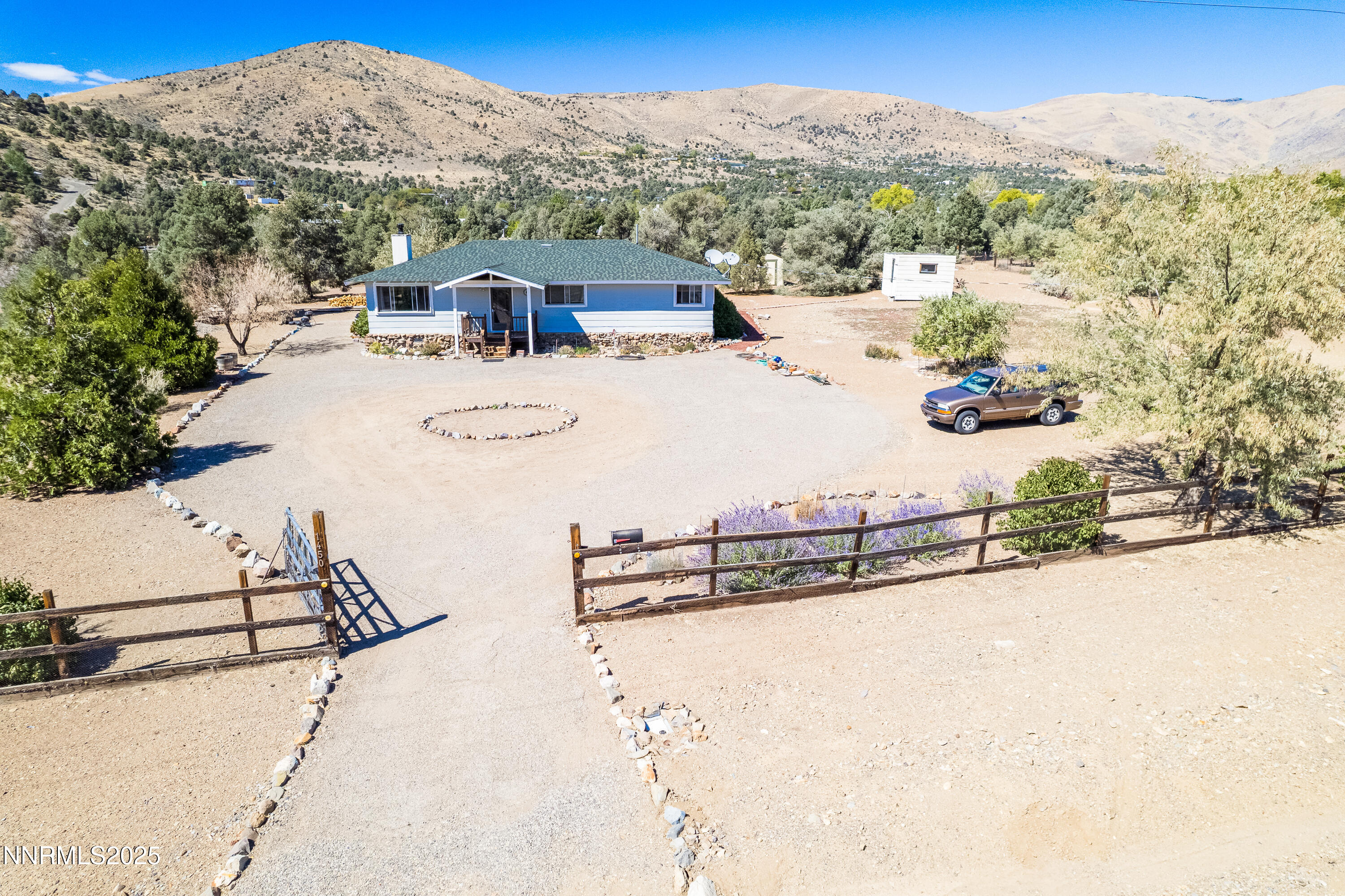 1450 Garnet Drive Property Photo 1
