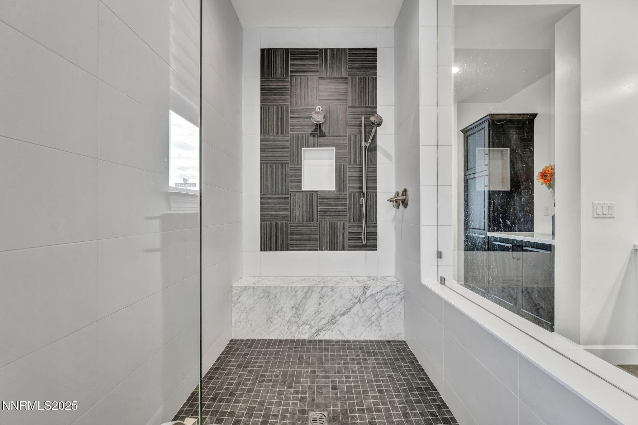 2348 Hammer Falls Drive Property Photo 24