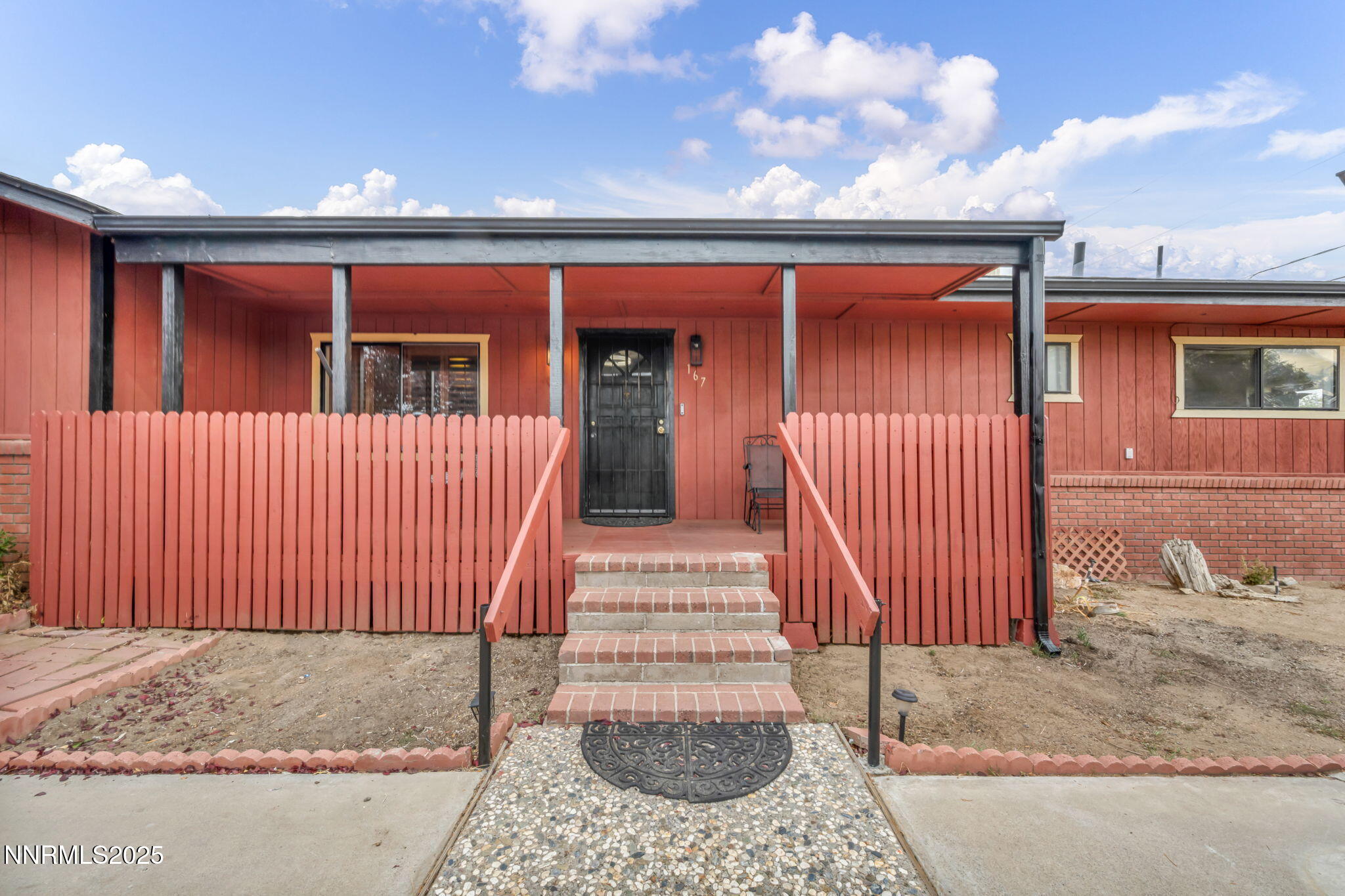 167 E 7th Avenue Property Photo 4