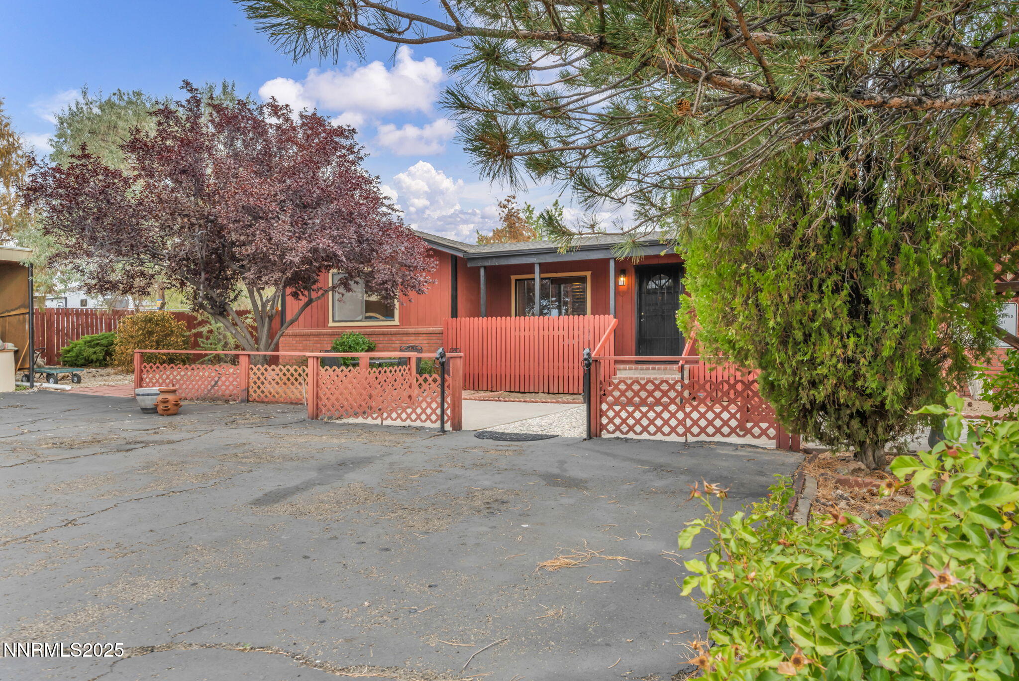 167 E 7th Avenue Property Photo 7