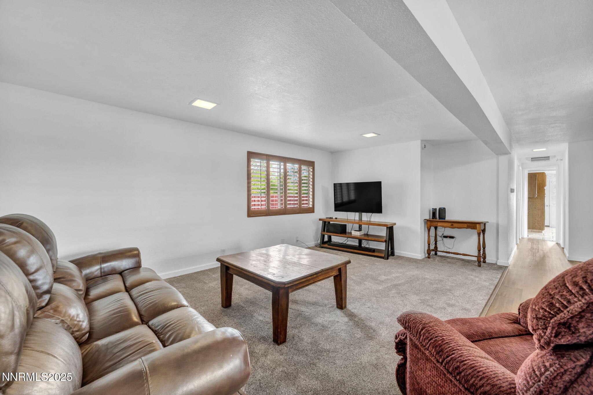 167 E 7th Avenue Property Photo 13