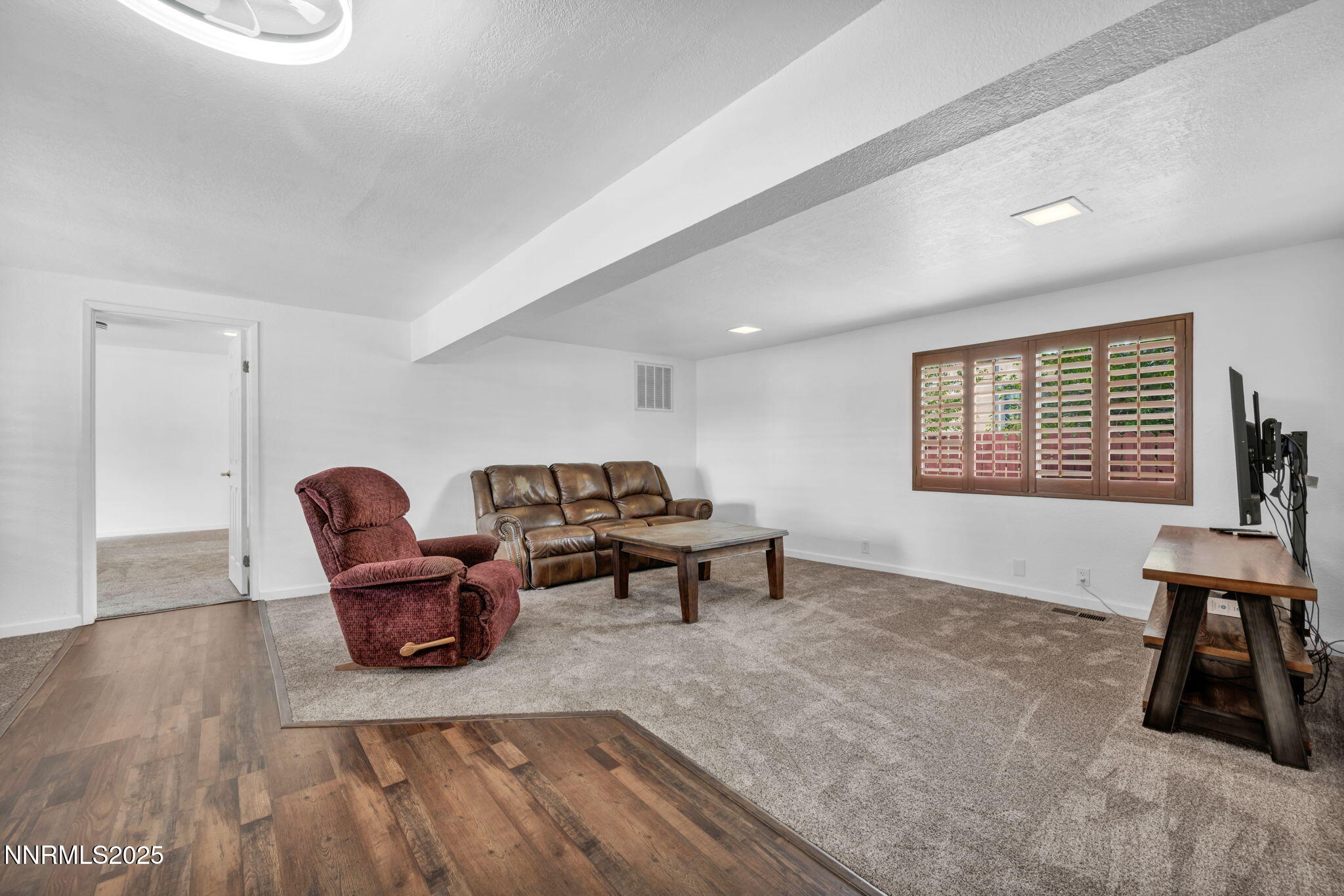 167 E 7th Avenue Property Photo 14