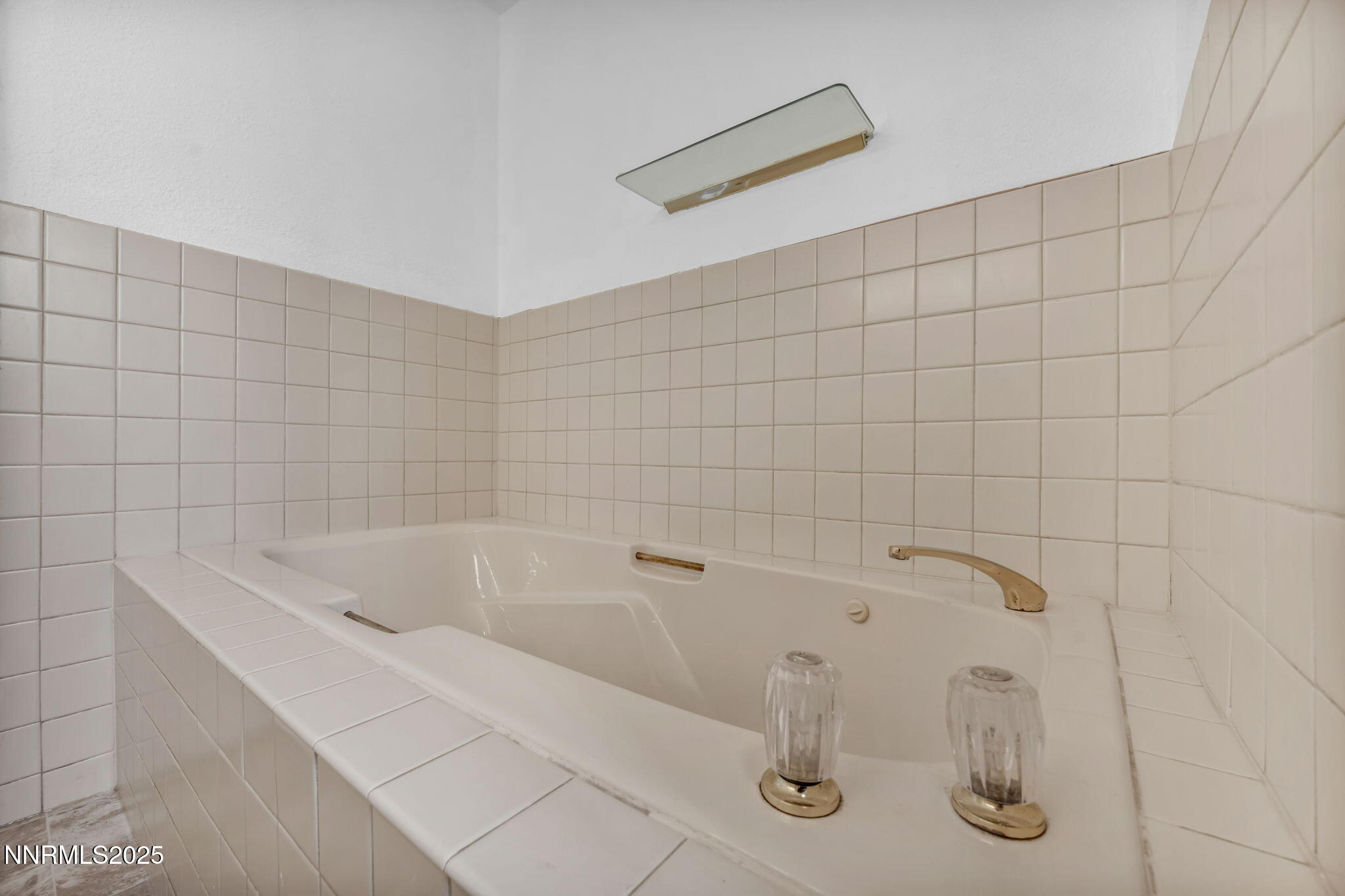 167 E 7th Avenue Property Photo 23