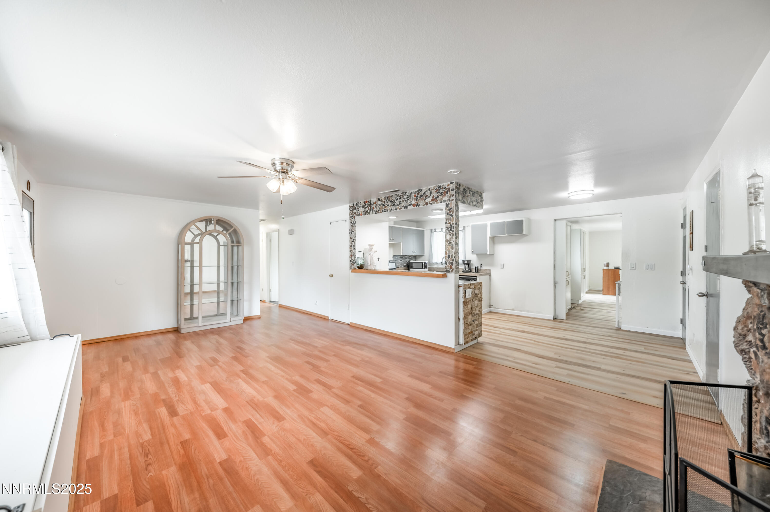 1193 Manhattan Way Property Photo 14