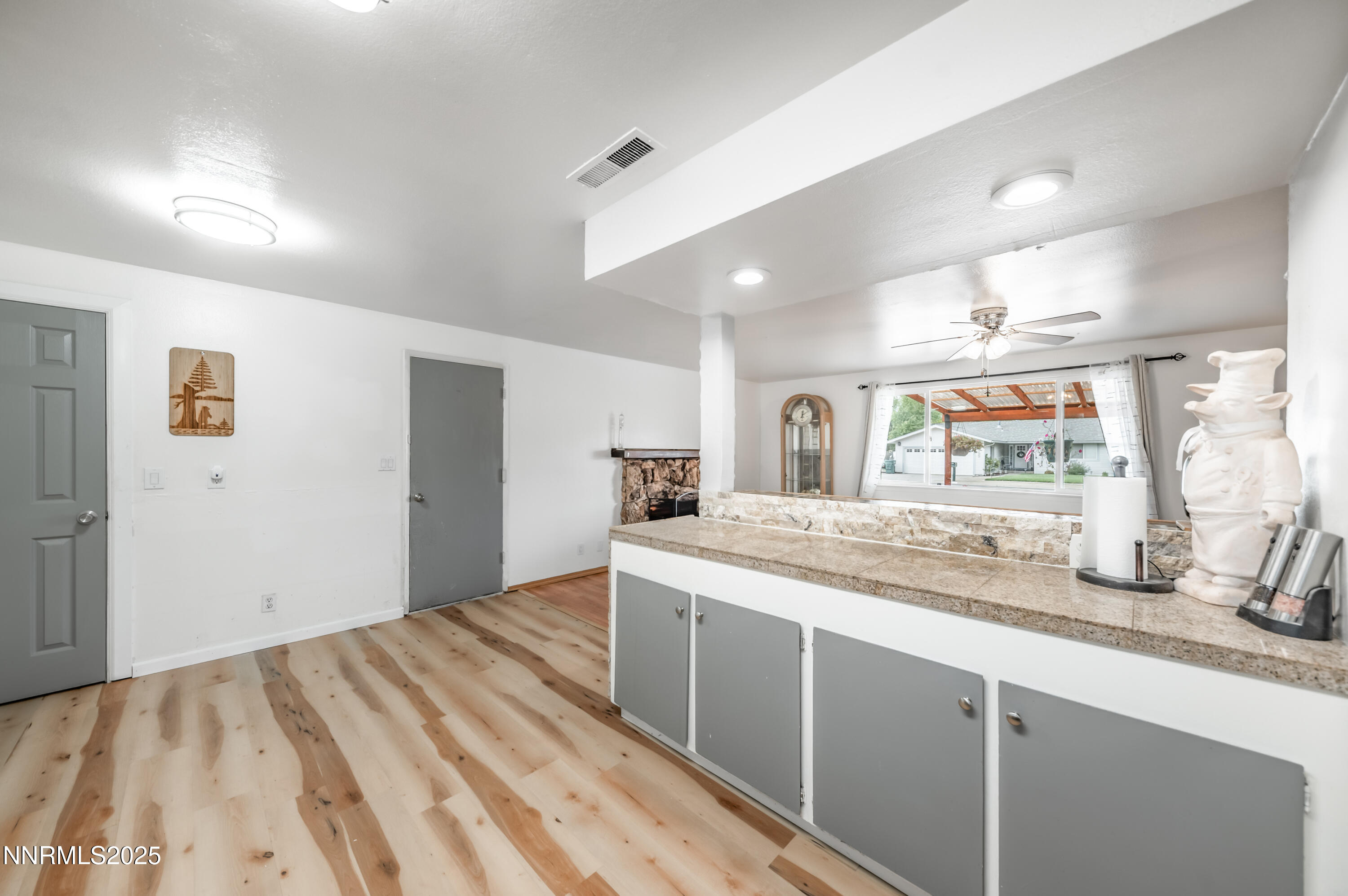 1193 Manhattan Way Property Photo 19