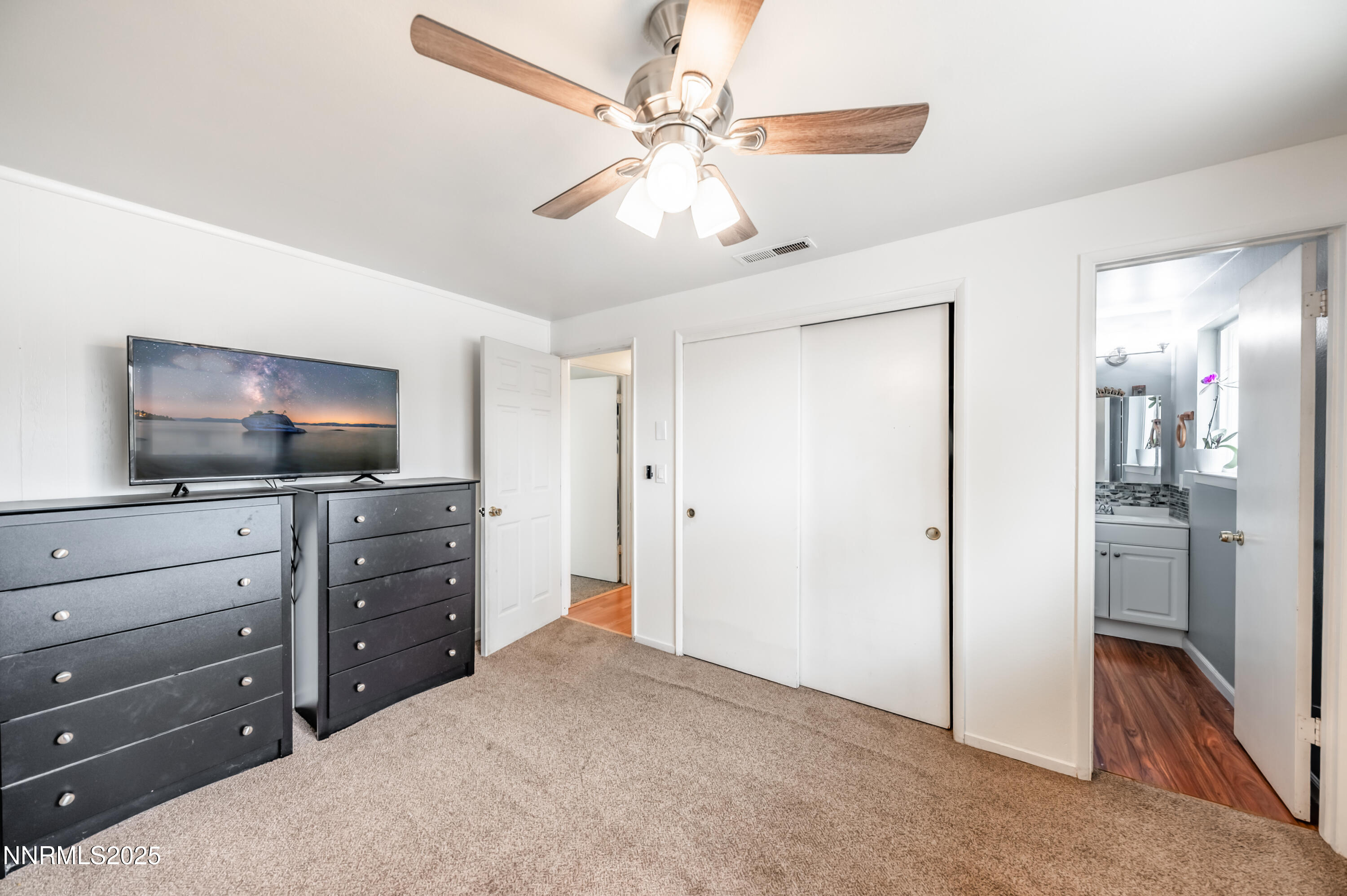 1193 Manhattan Way Property Photo 24