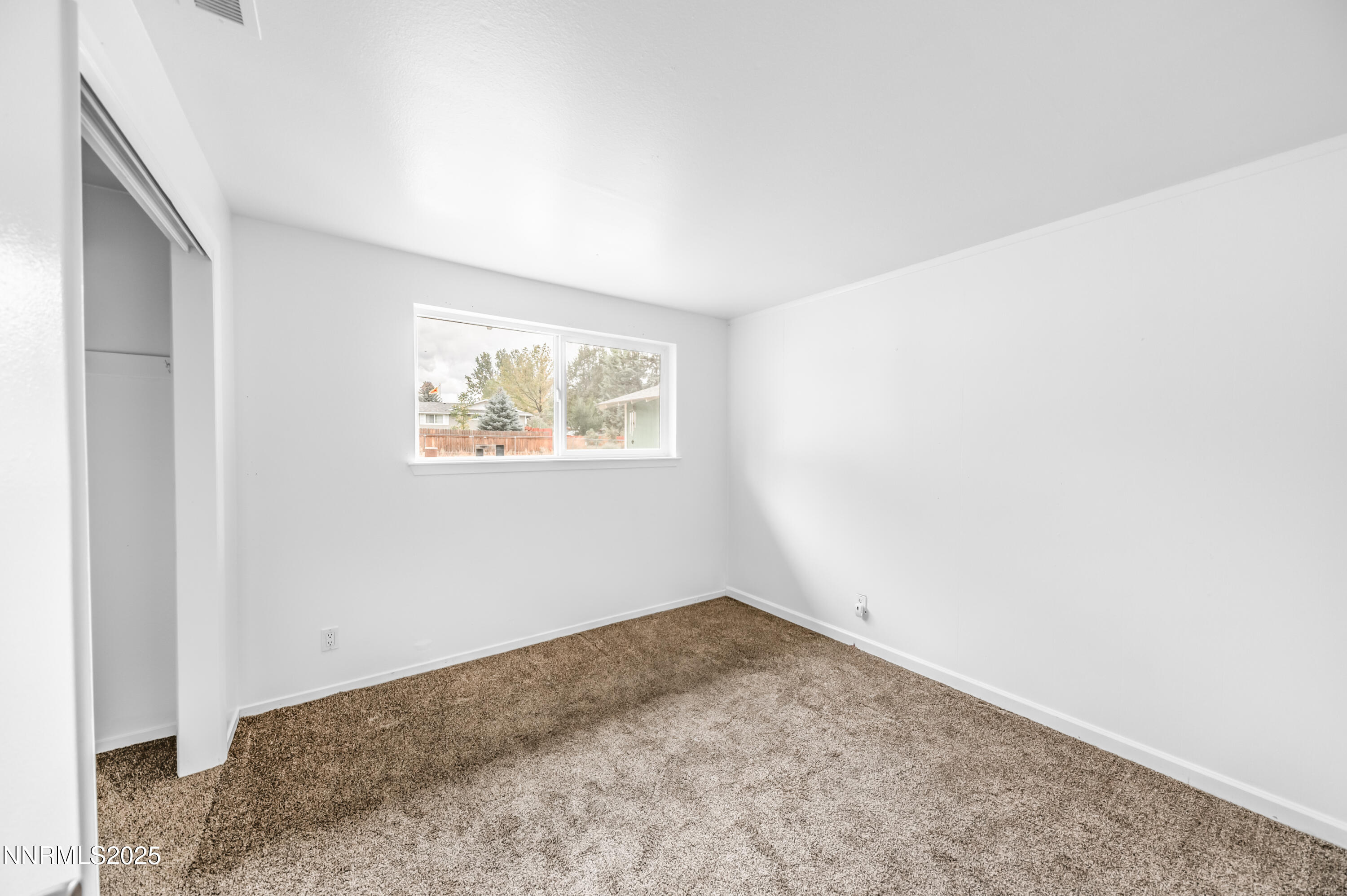 1193 Manhattan Way Property Photo 28