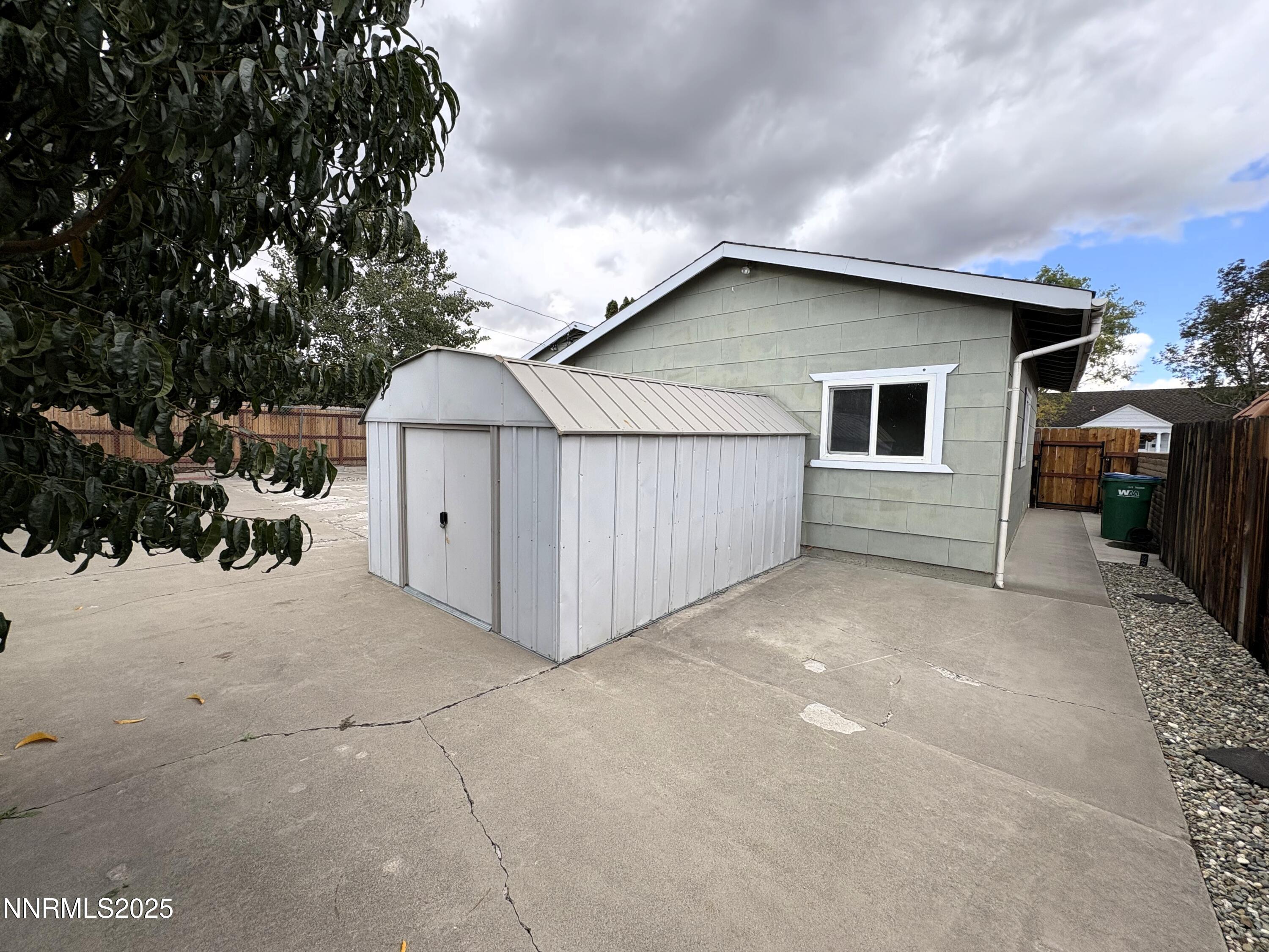 230 Glenmanor Drive Property Photo 26