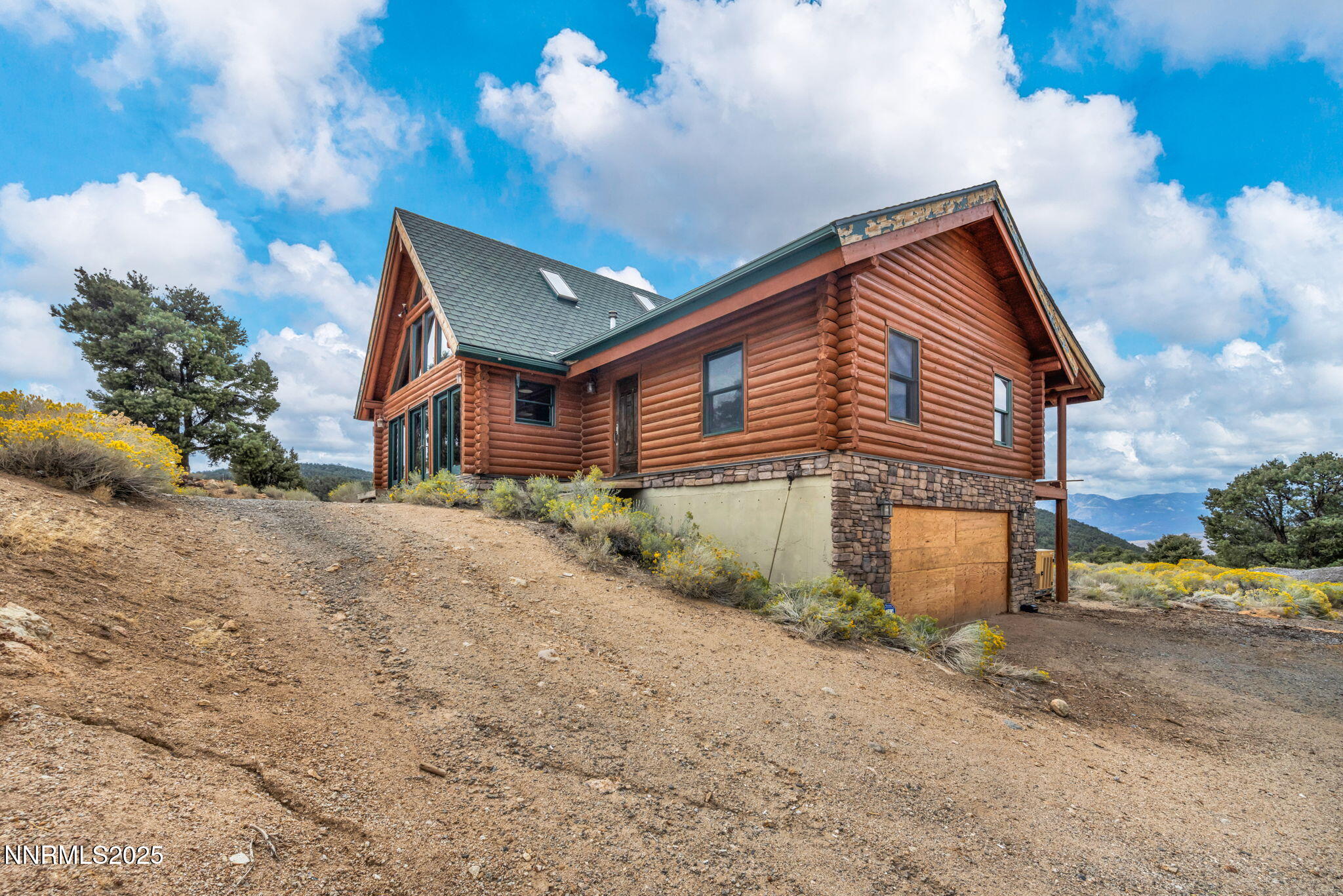 1300 Yellow Jacket Road Property Photo 7