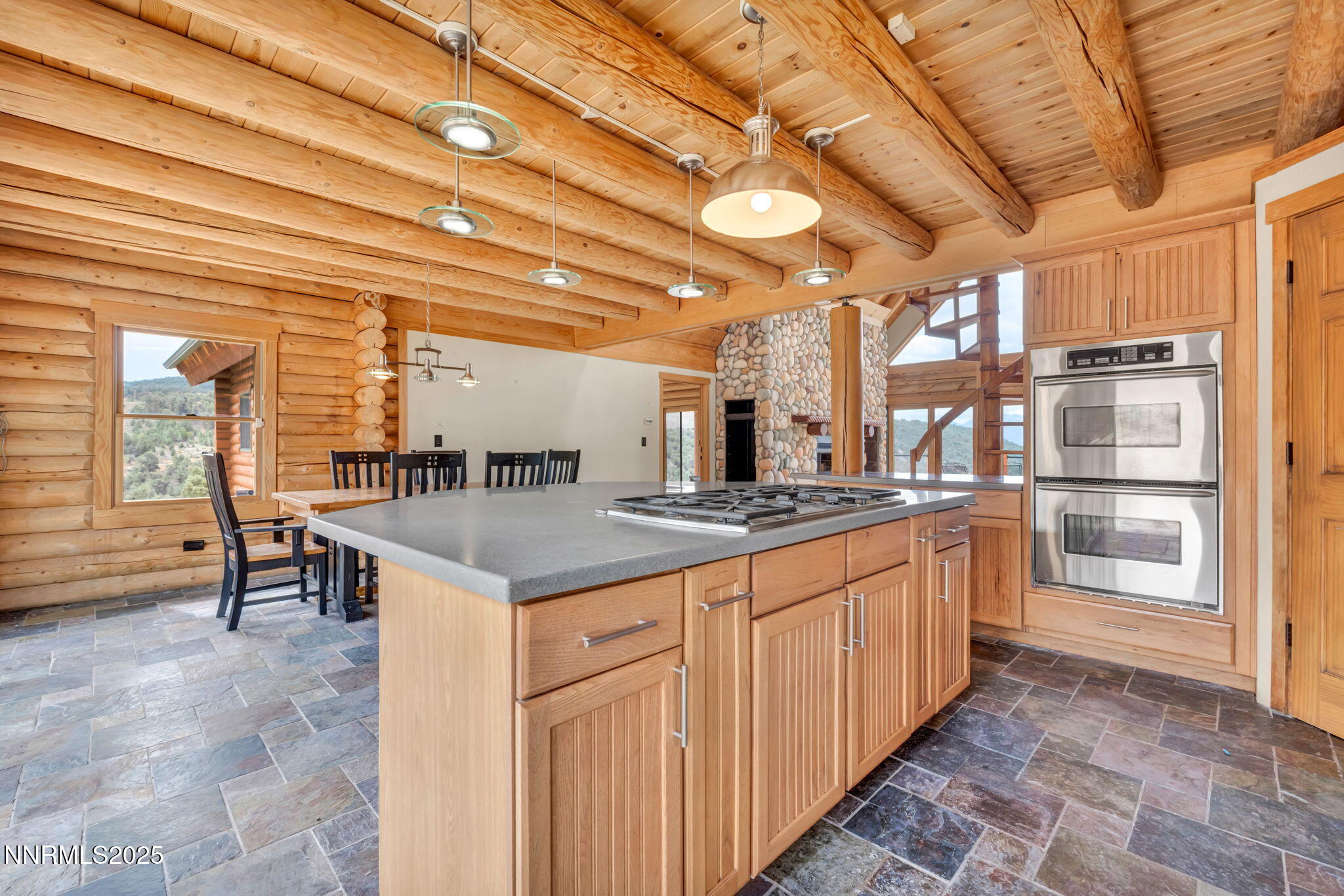 1300 Yellow Jacket Road Property Photo 14