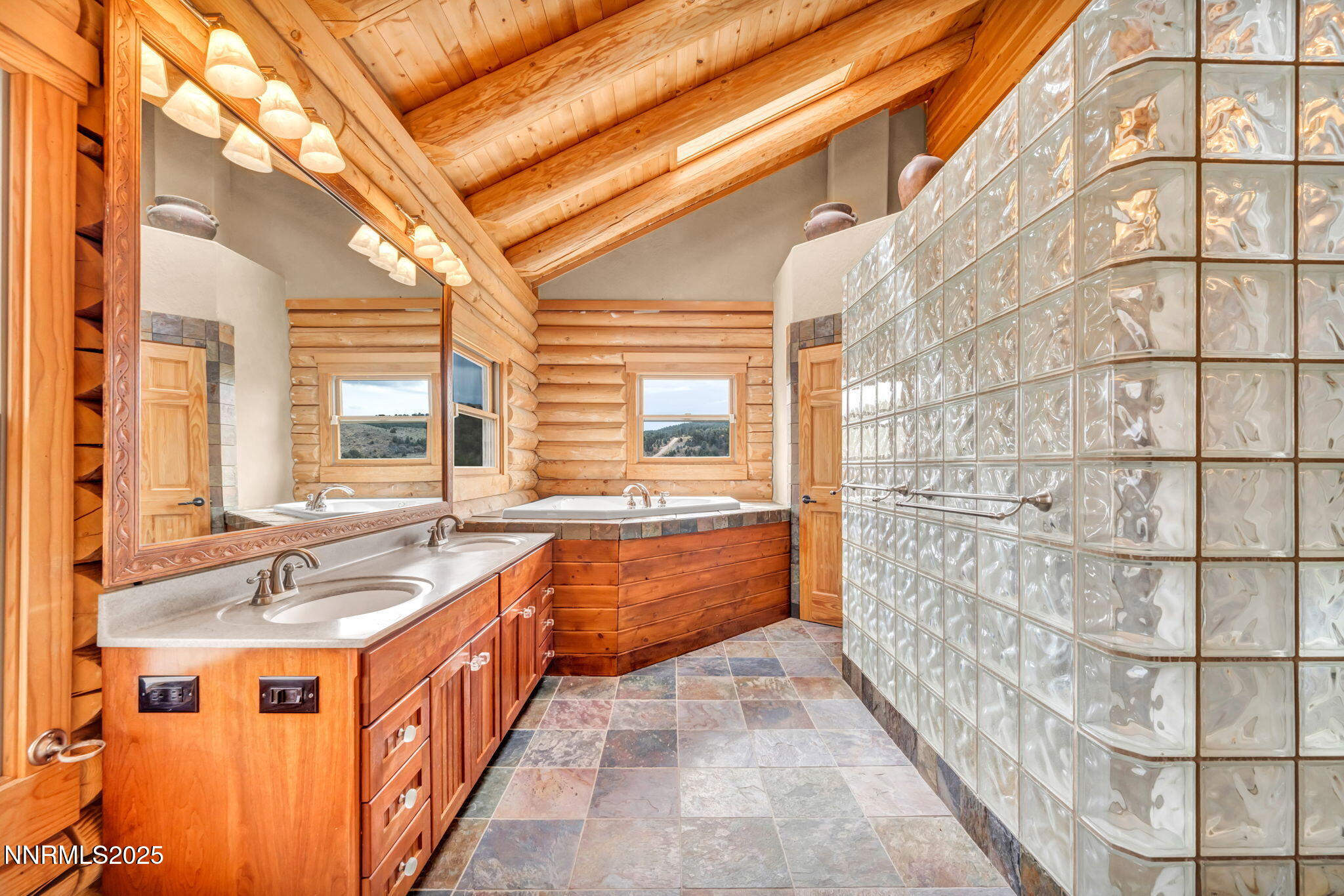 1300 Yellow Jacket Road Property Photo 32