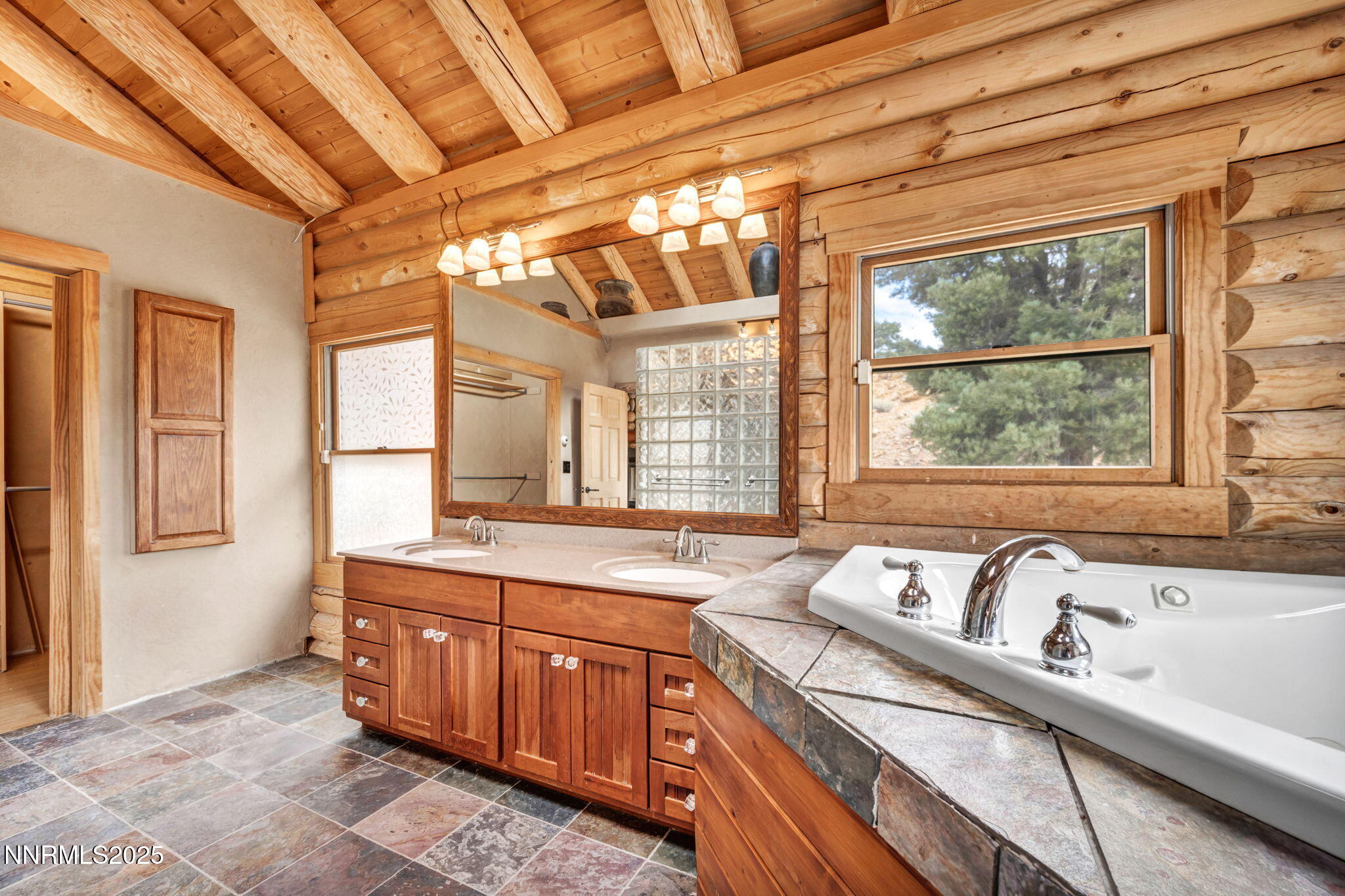 1300 Yellow Jacket Road Property Photo 34