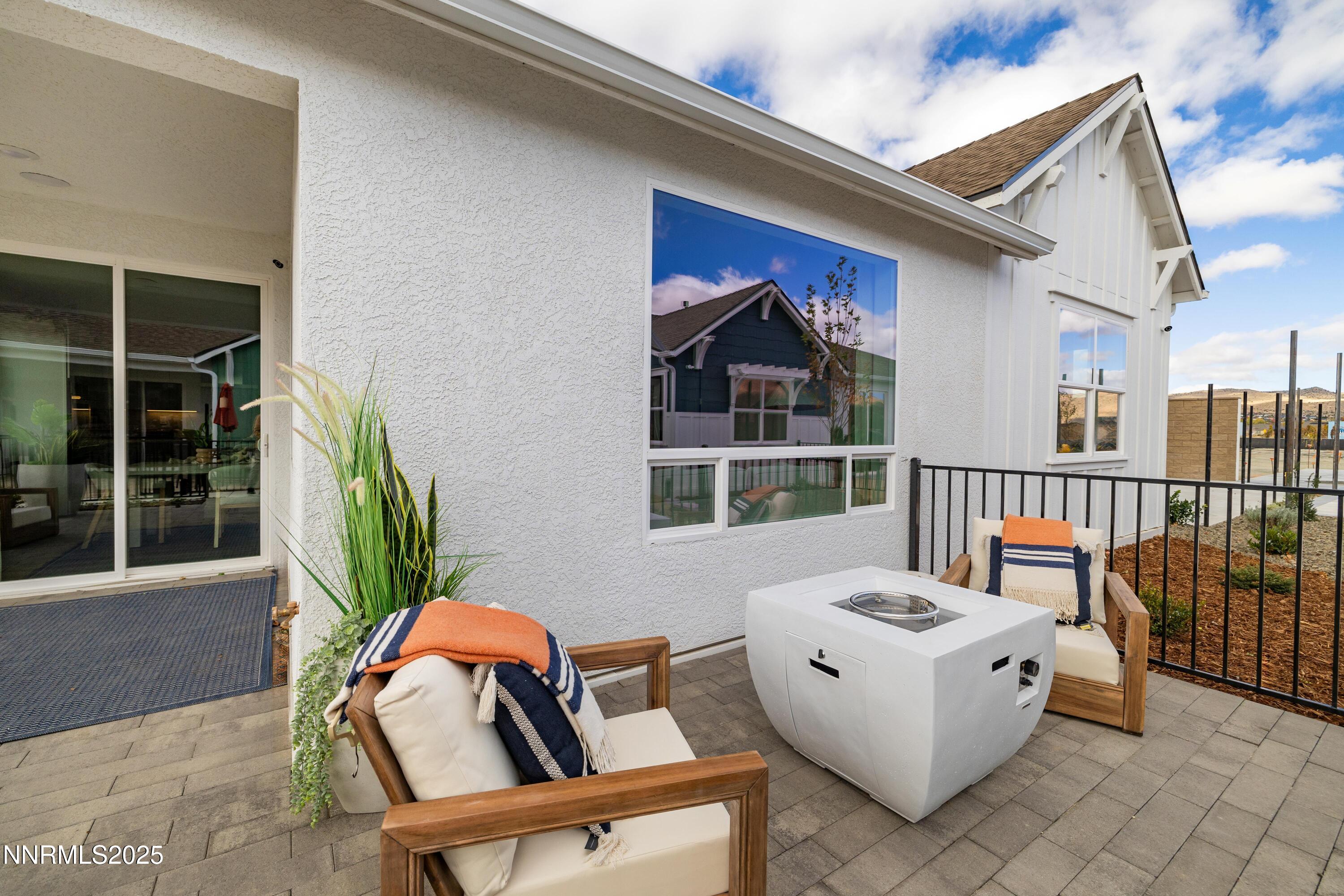 284 Arlis Place Property Photo 11