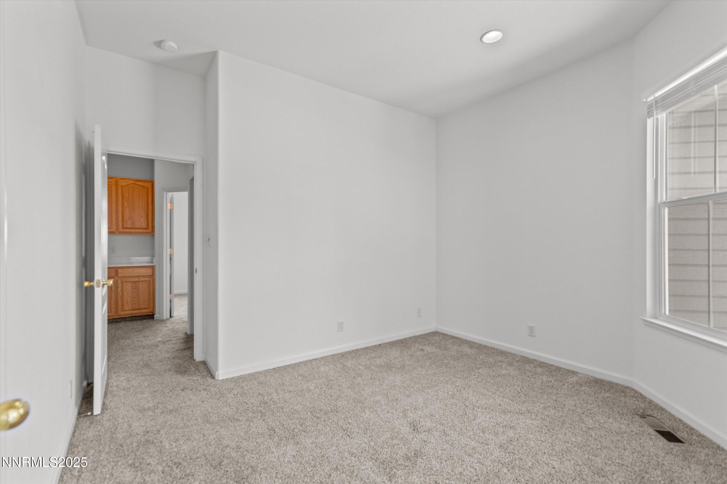 2365 Red Maple Court Property Photo 21