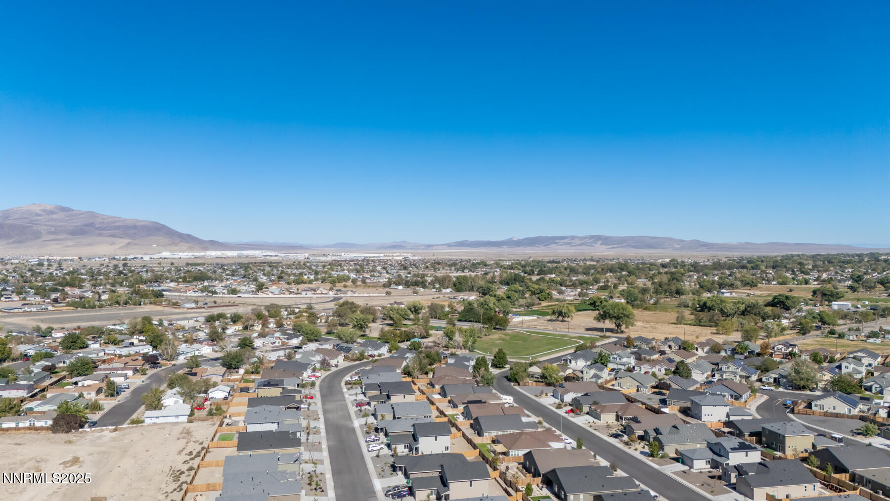 785 Garnet Way Property Photo 6