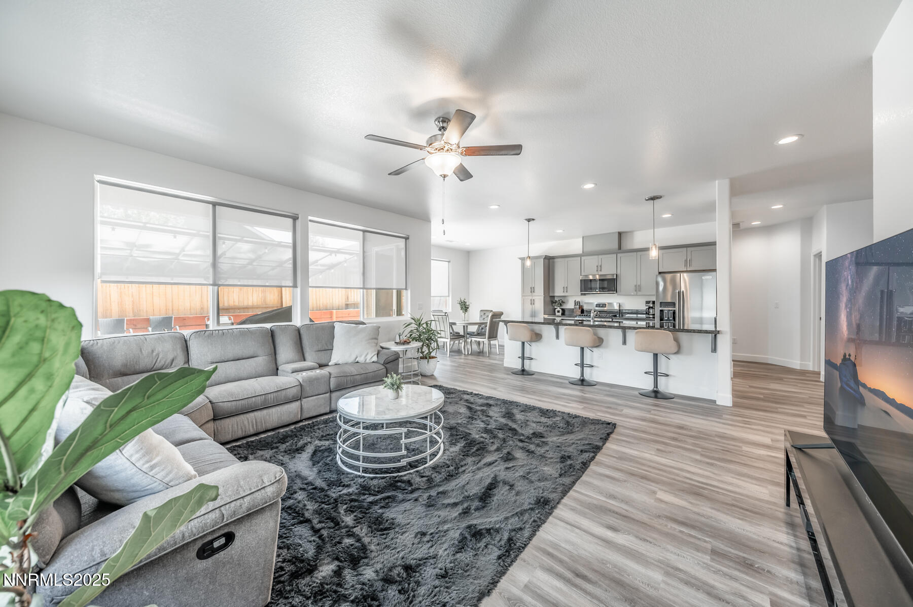 785 Garnet Way Property Photo 10