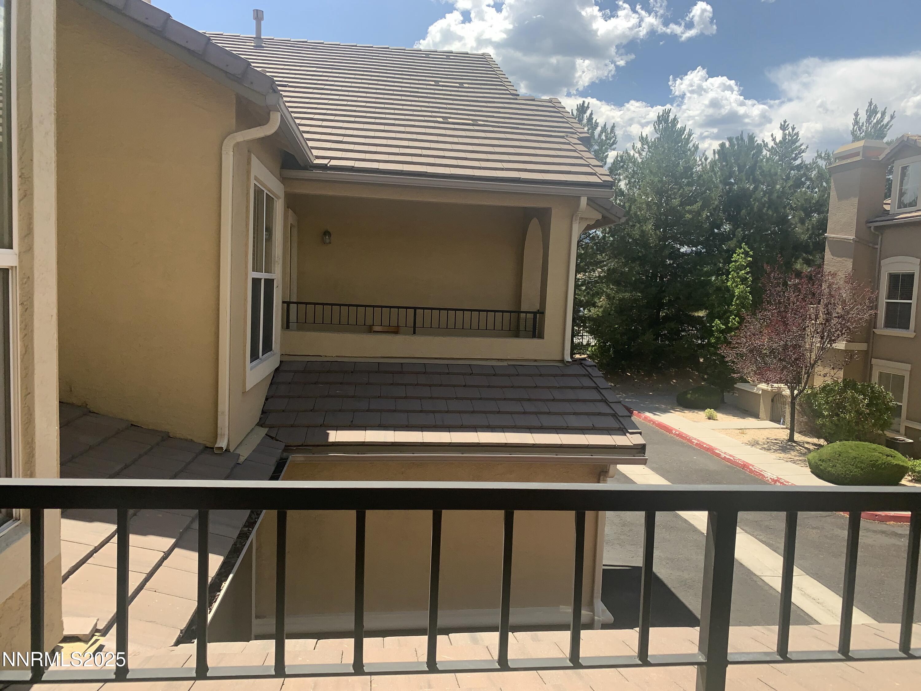 9050 Double R Boulevard Property Photo 20