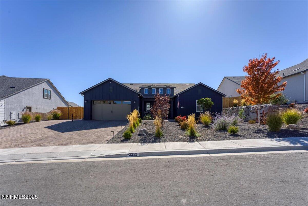 3252 Amaretto Way Property Photo 5