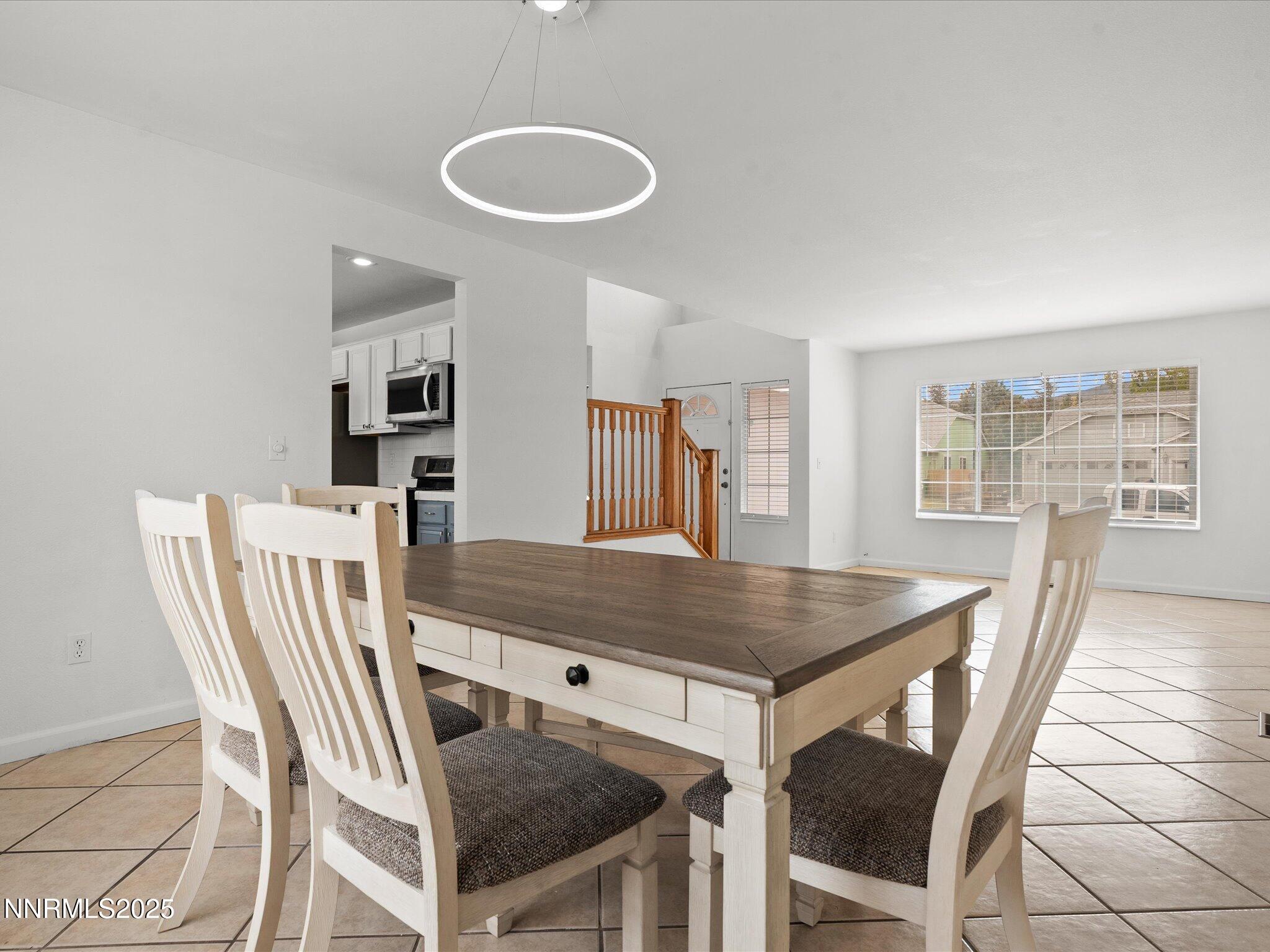 8031 Monterey Shores Drive Property Photo 8